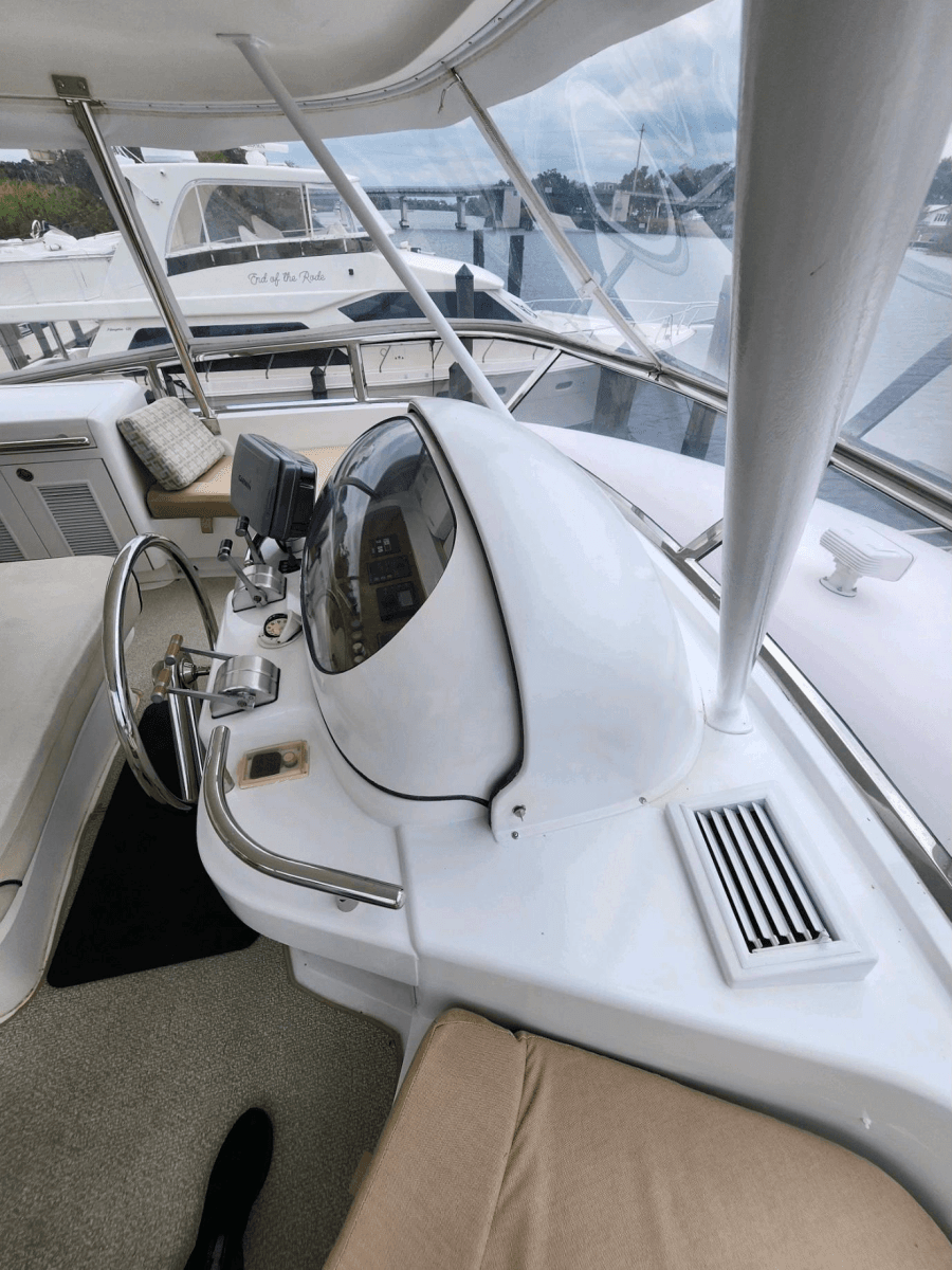 2003 Horizon 64 - Photo 39