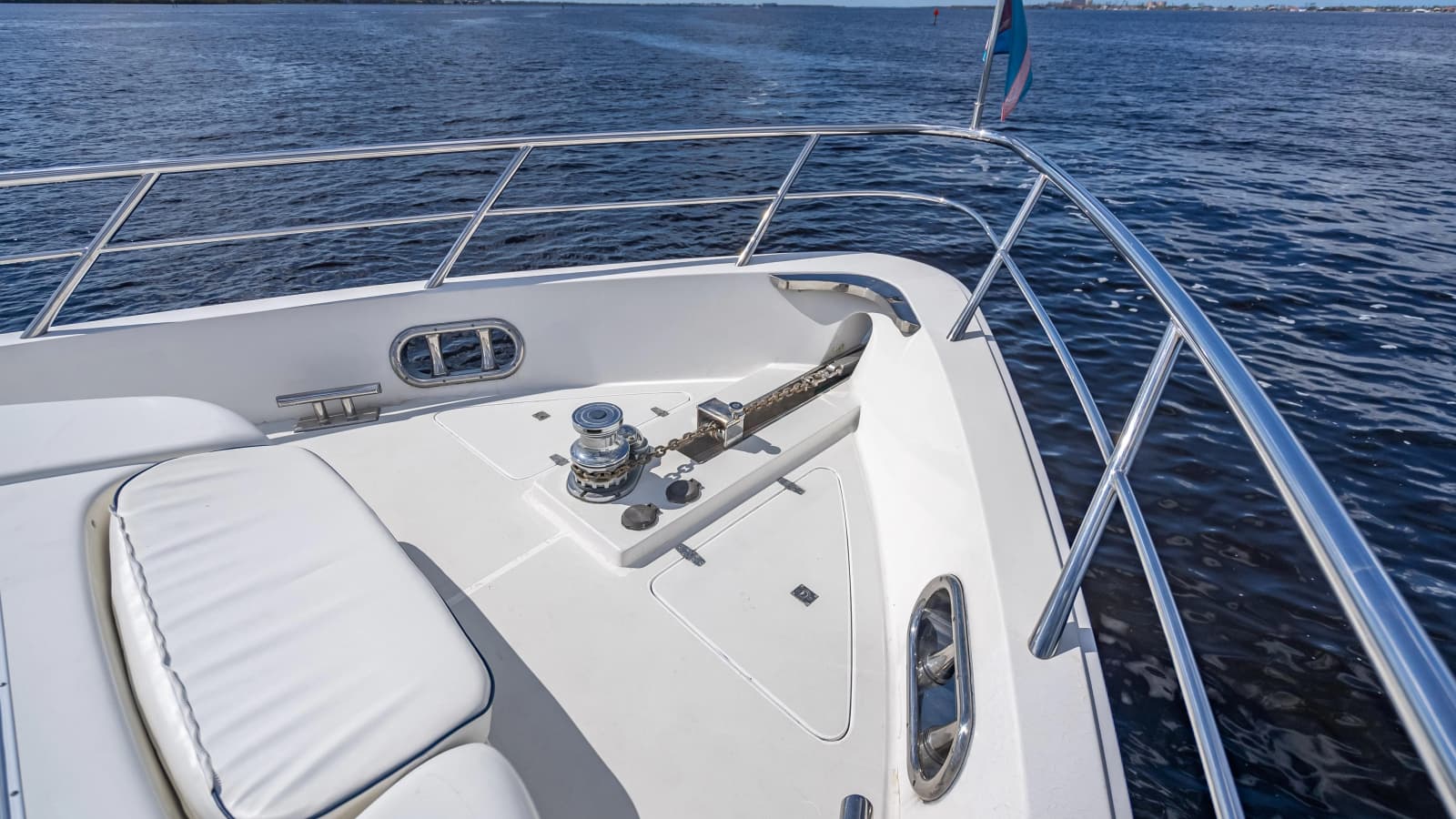 2003 Horizon 64 - Photo 33