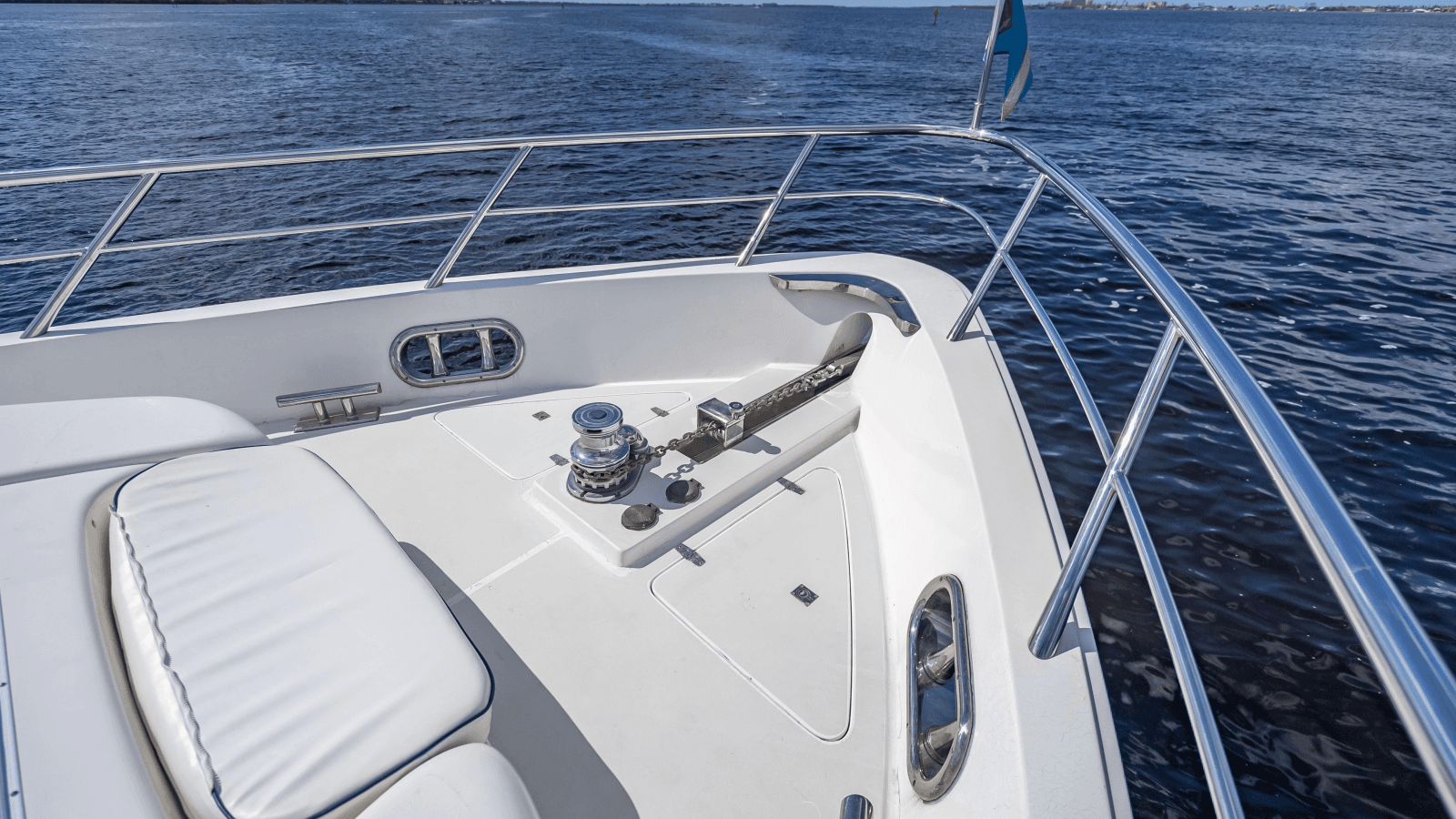 2003 Horizon 64 - Photo 33