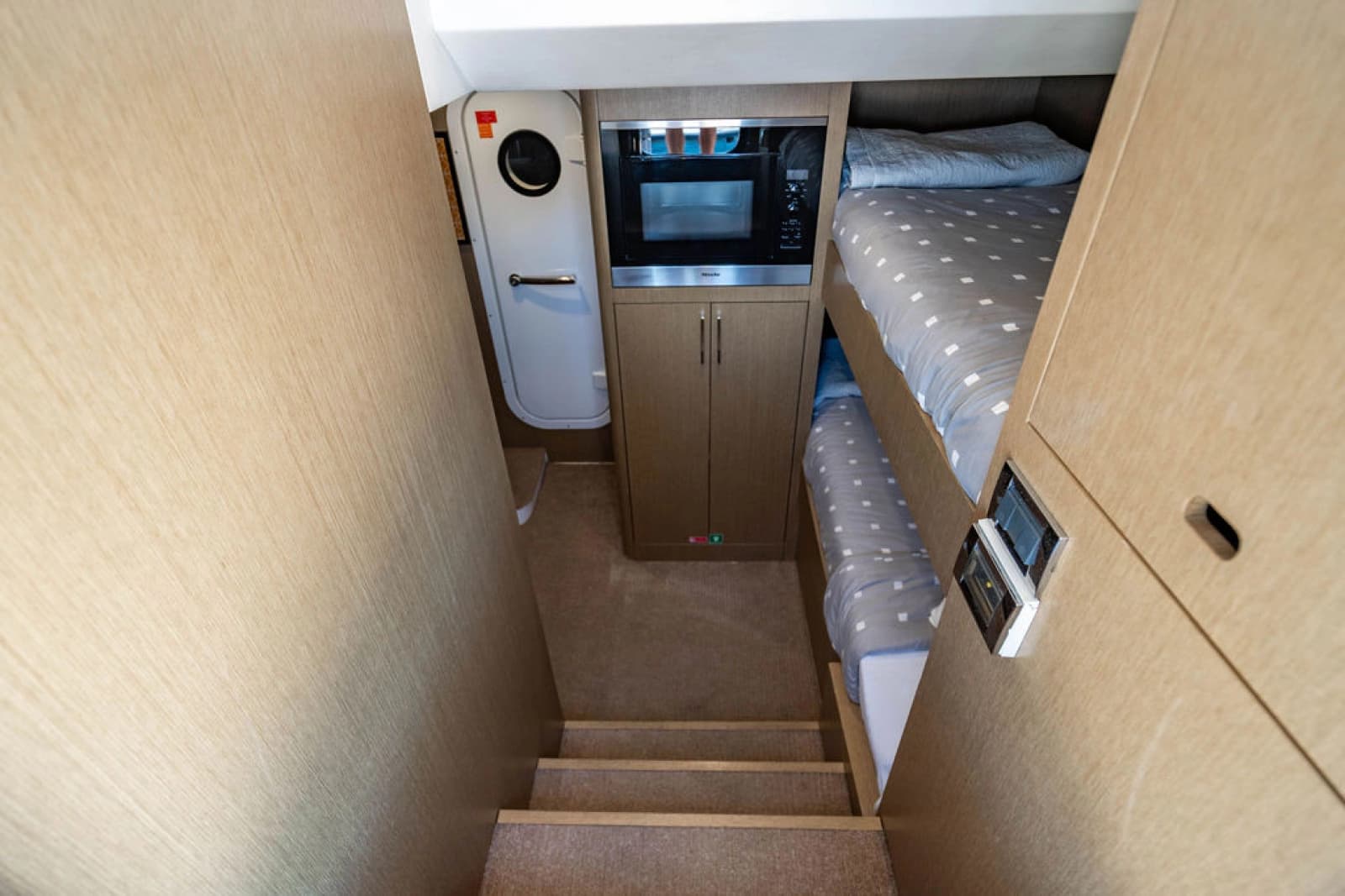 2022 Sirena 68 - Photo 55
