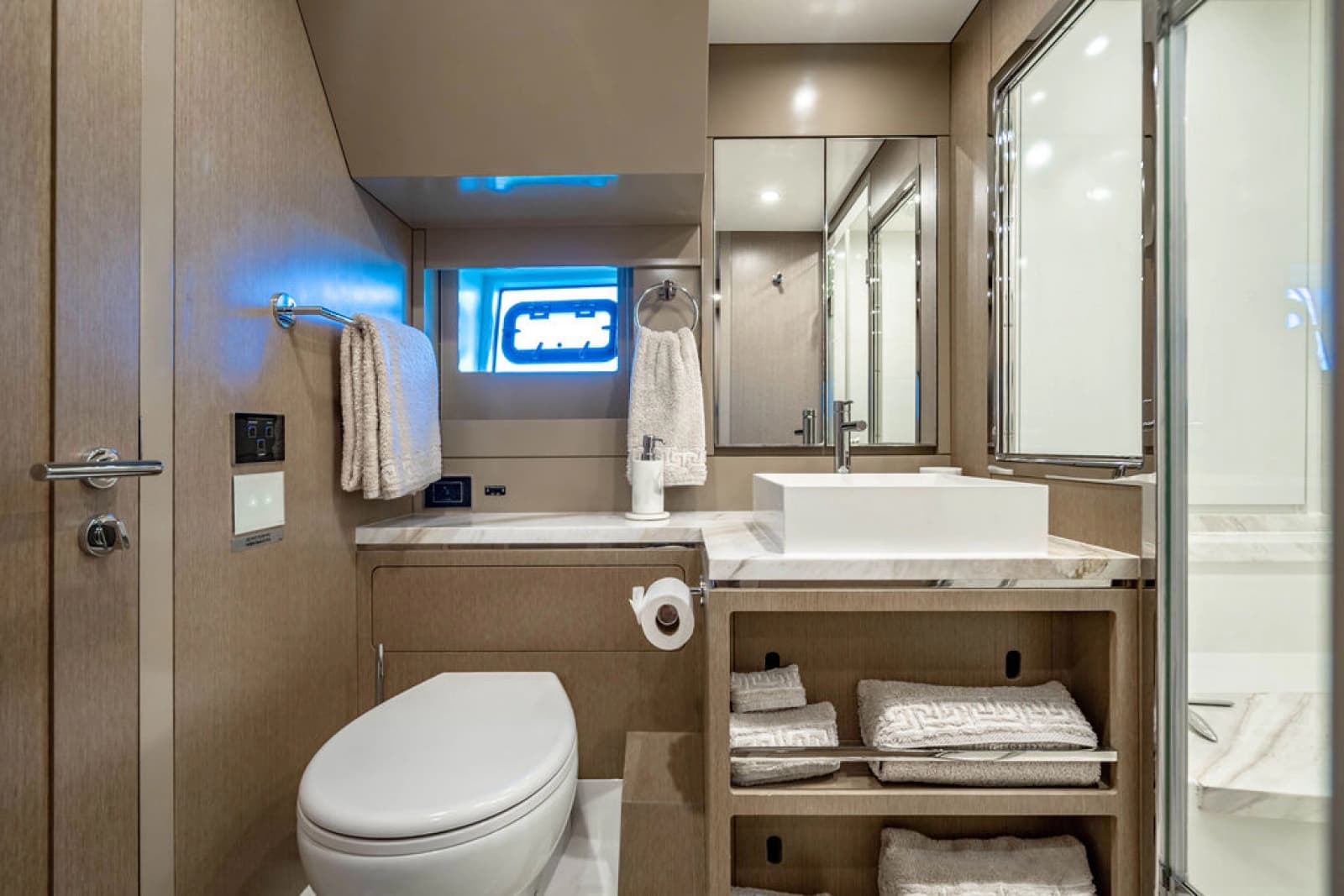 2022 Sirena 68 - Photo 48