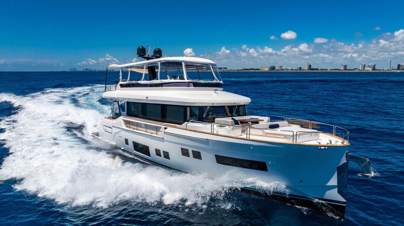 2022 Sirena 68 - Photo 1