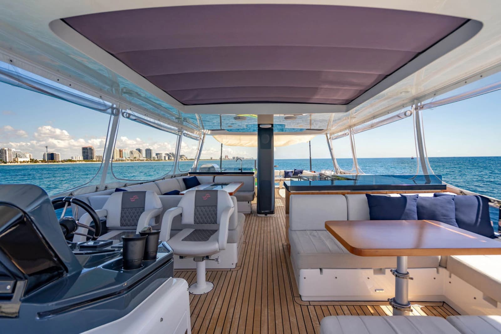 2022 Sirena 68 - Photo 11