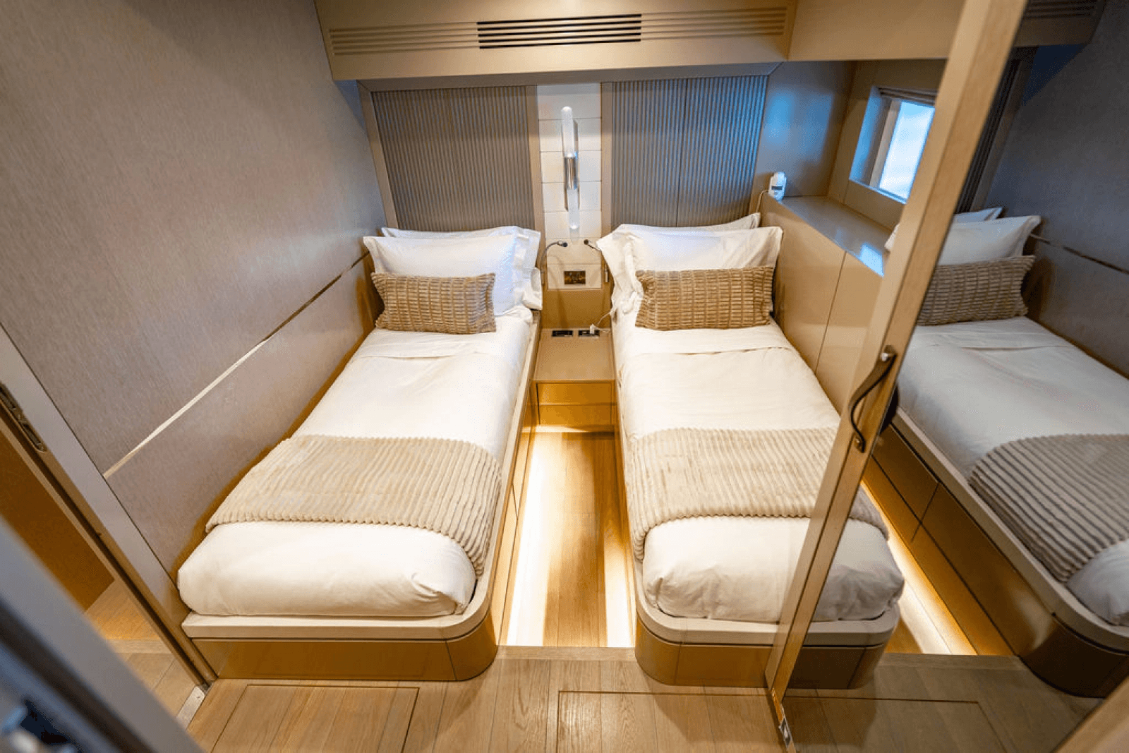 2022 Sirena 68 - Photo 51