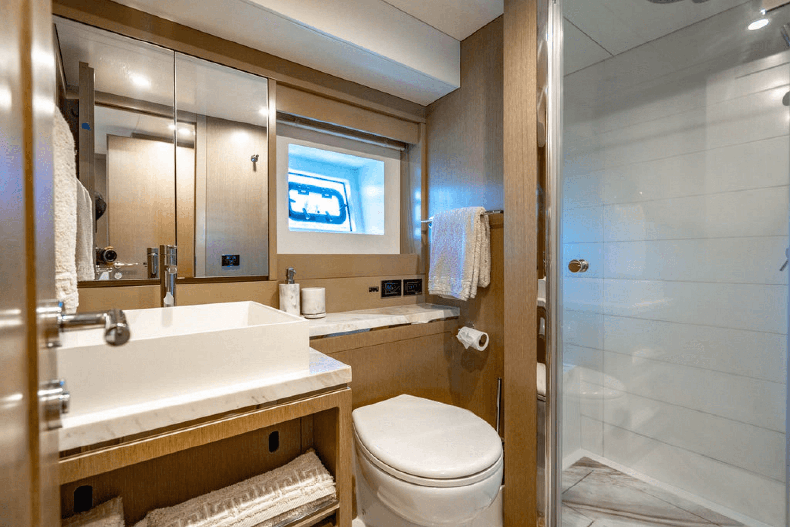 2022 Sirena 68 - Photo 53