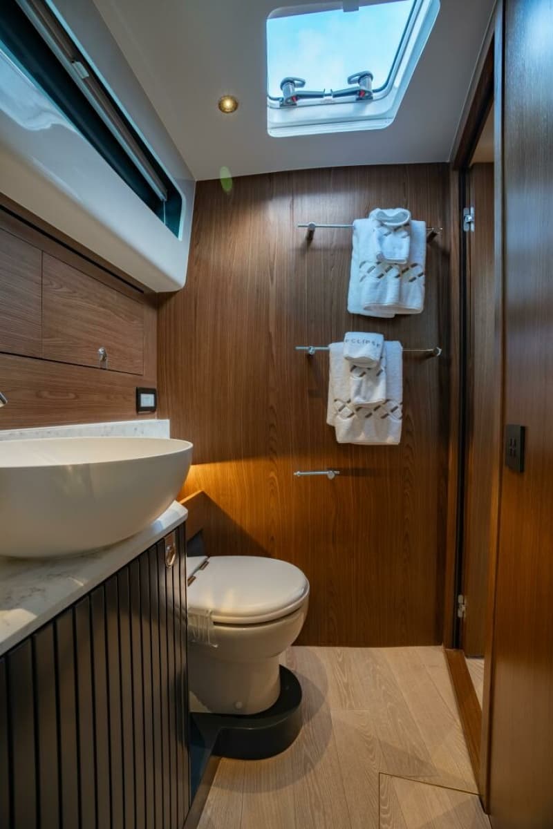 2025 ECLIPSE 505 Shadow - Photo 22
