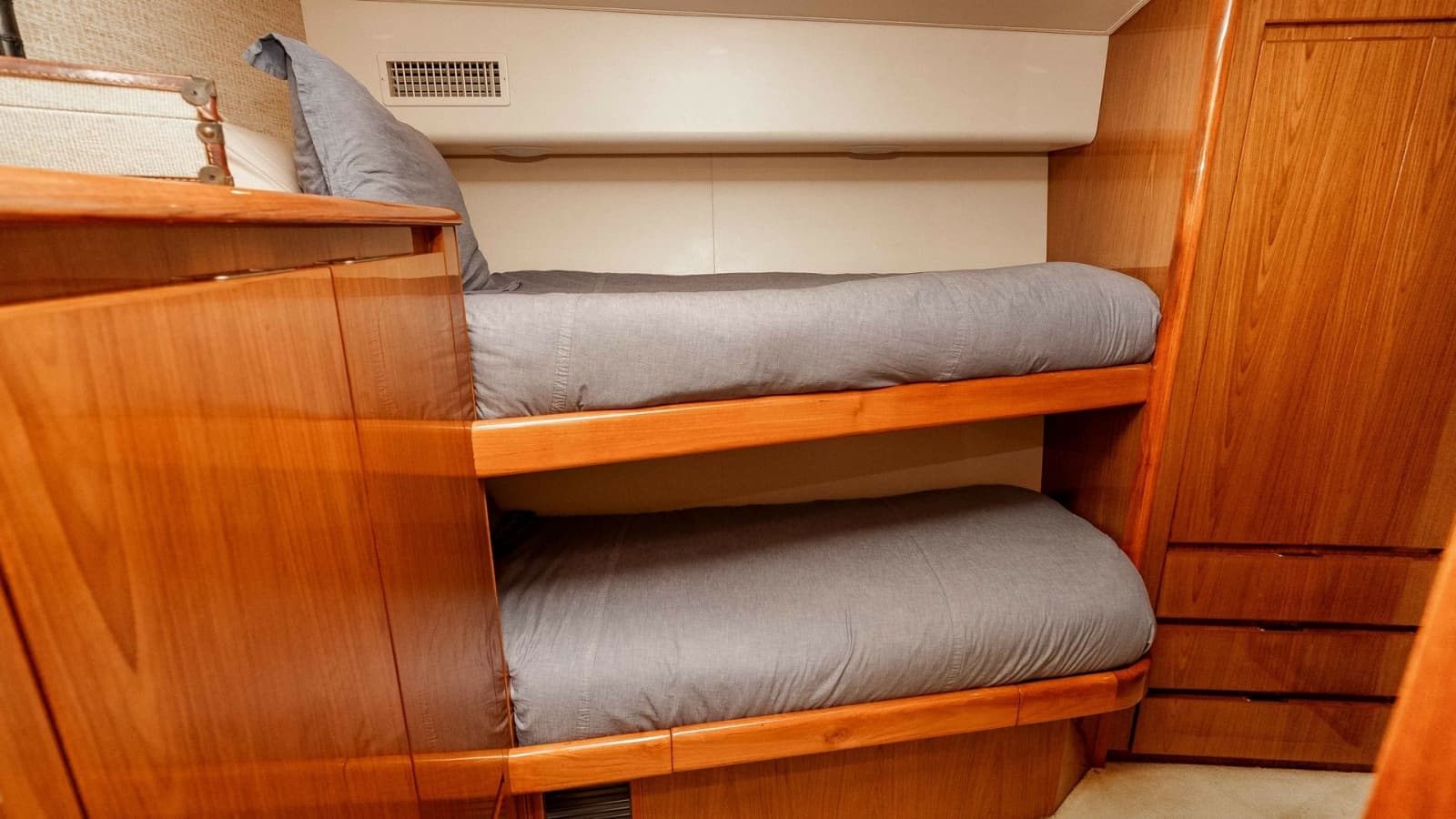 2014 Viking 76 Enclosed Bridge Sportfisher - Photo 36