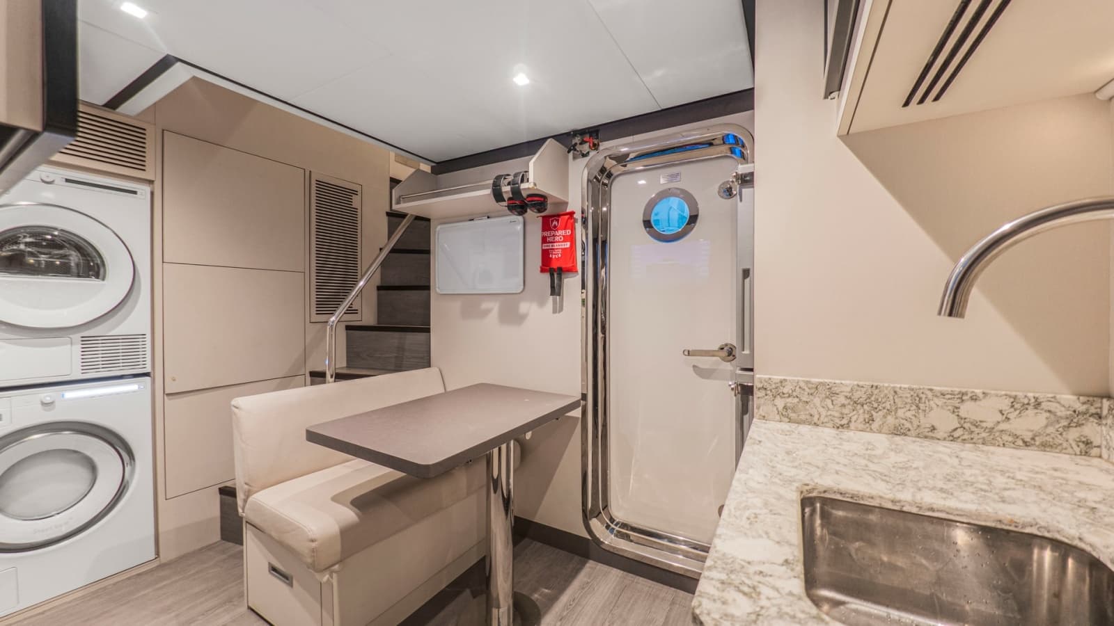 2024 Ocean Alexander 28E - Photo 52