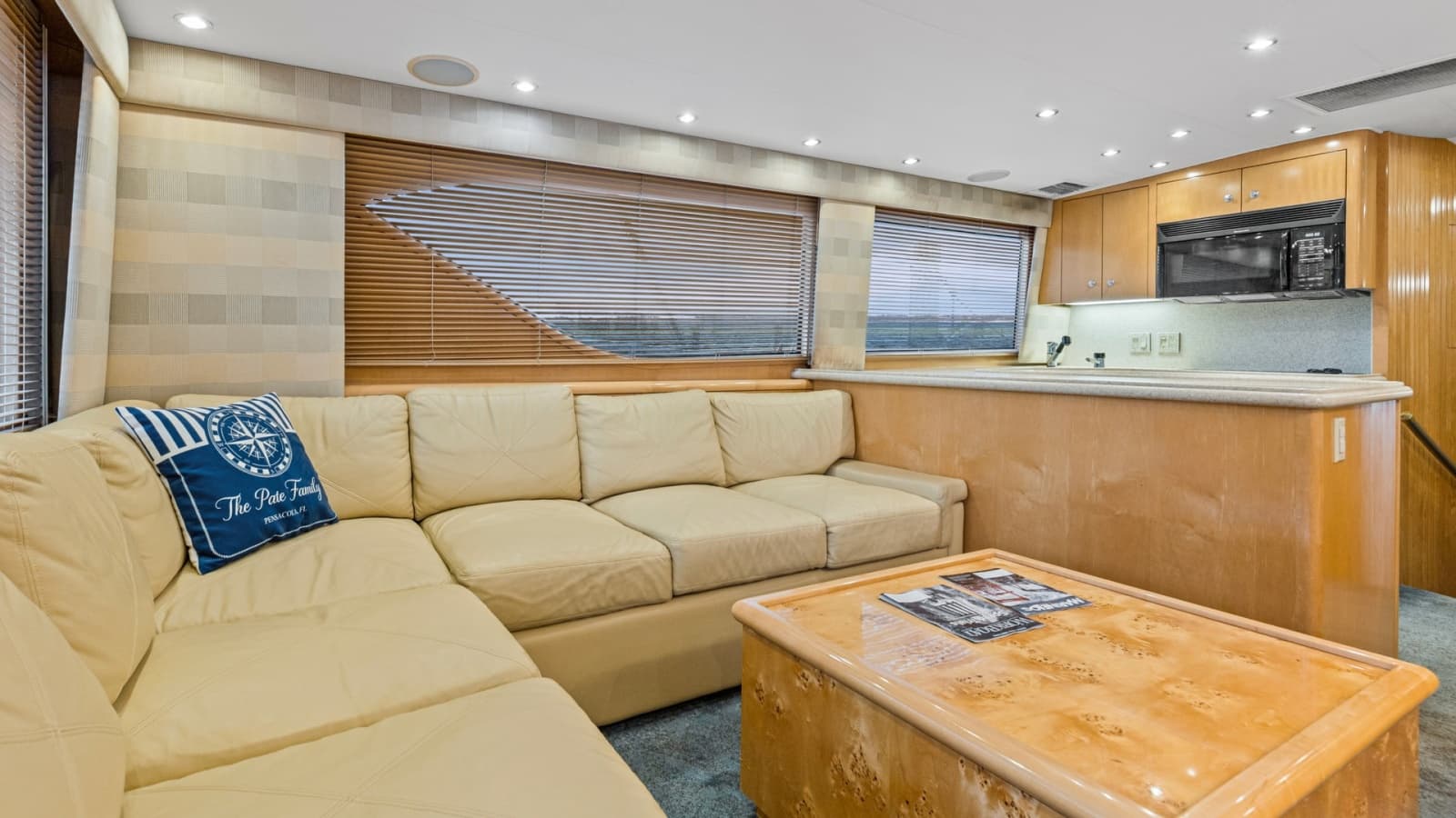 1999 Hatteras 60 Enclosed Bridge Convertible - Photo 3