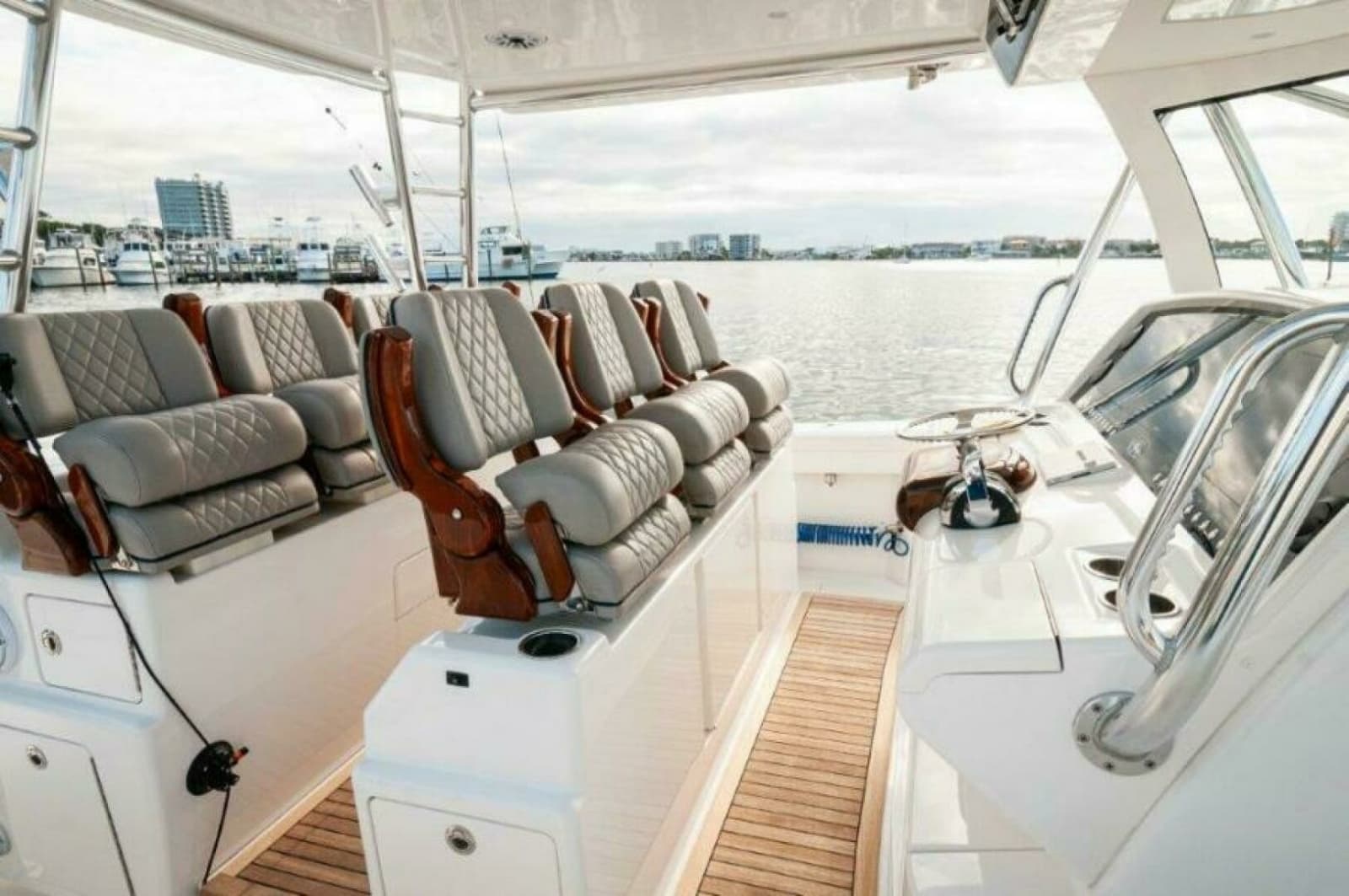 2021 Valhalla Boatworks V-46 - Photo 6