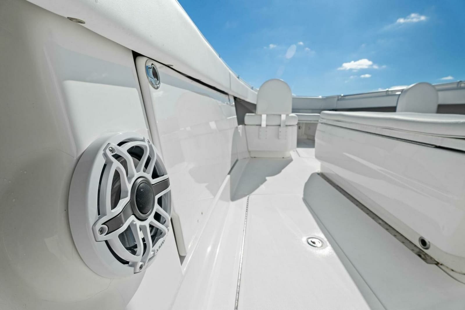 2019 Invincible 42 Open Fisherman - Photo 17