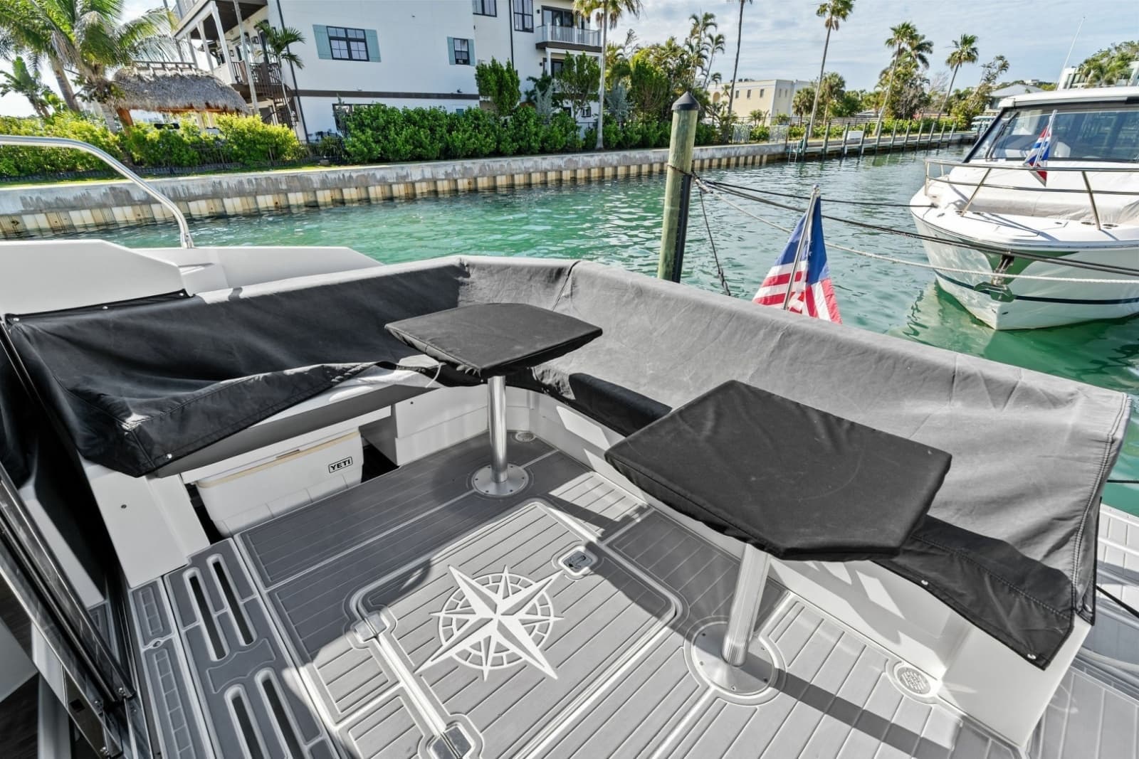 2019 Cruisers Yachts 42 Cantius - Photo 12
