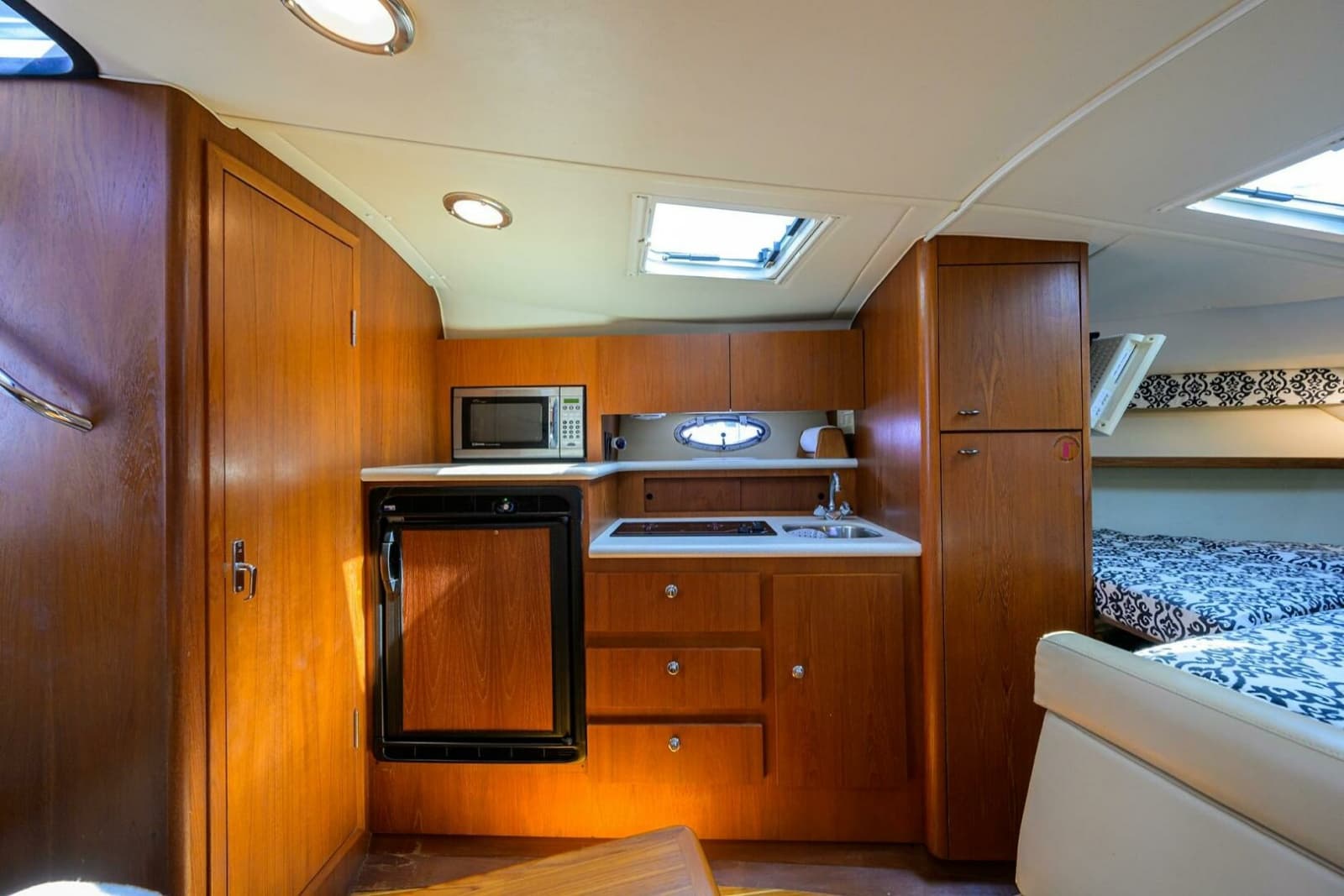 2002 Tiara Yachts 3100 LE - Photo 7
