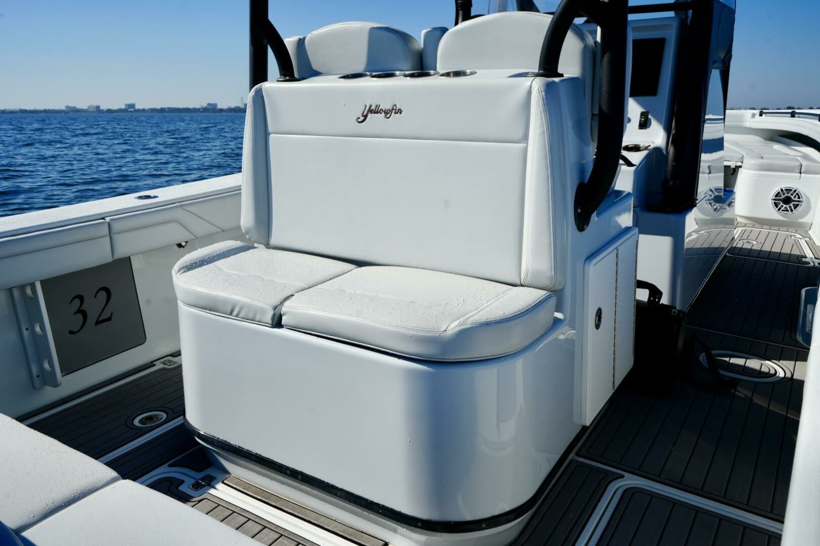 2023 Yellowfin 32 Offshore - Photo 28