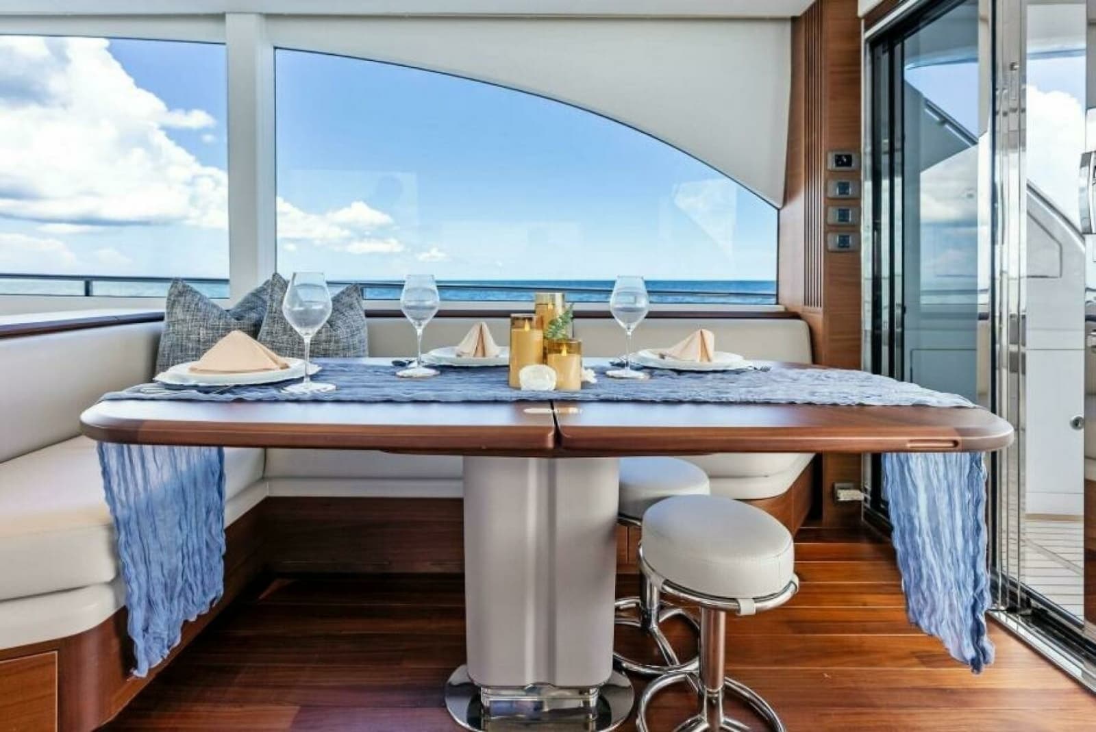 2024 Princess Y72 Motor Yacht - Photo 61