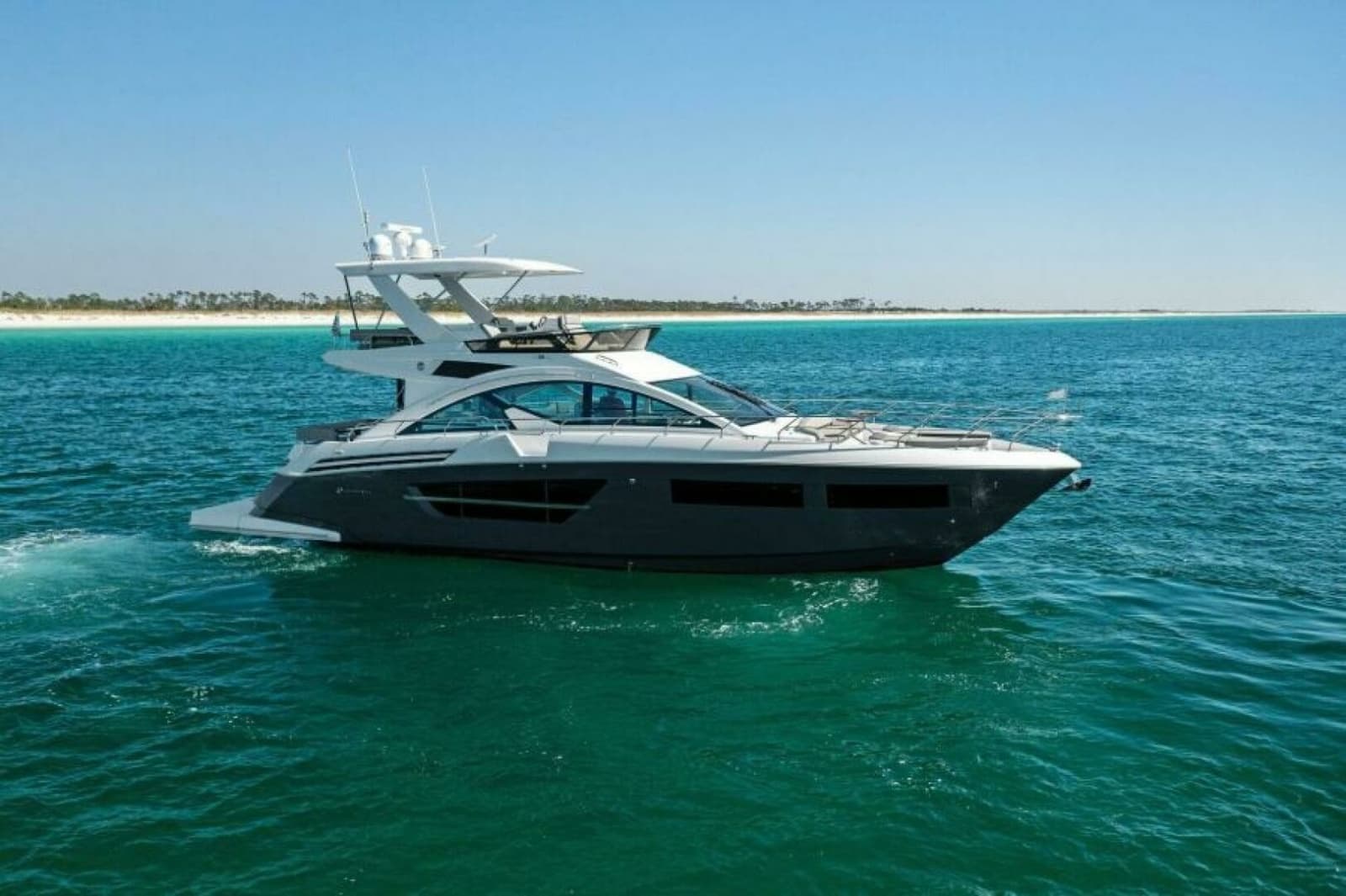 2023 Cruisers Yachts 60 Cantius Fly - Photo 54
