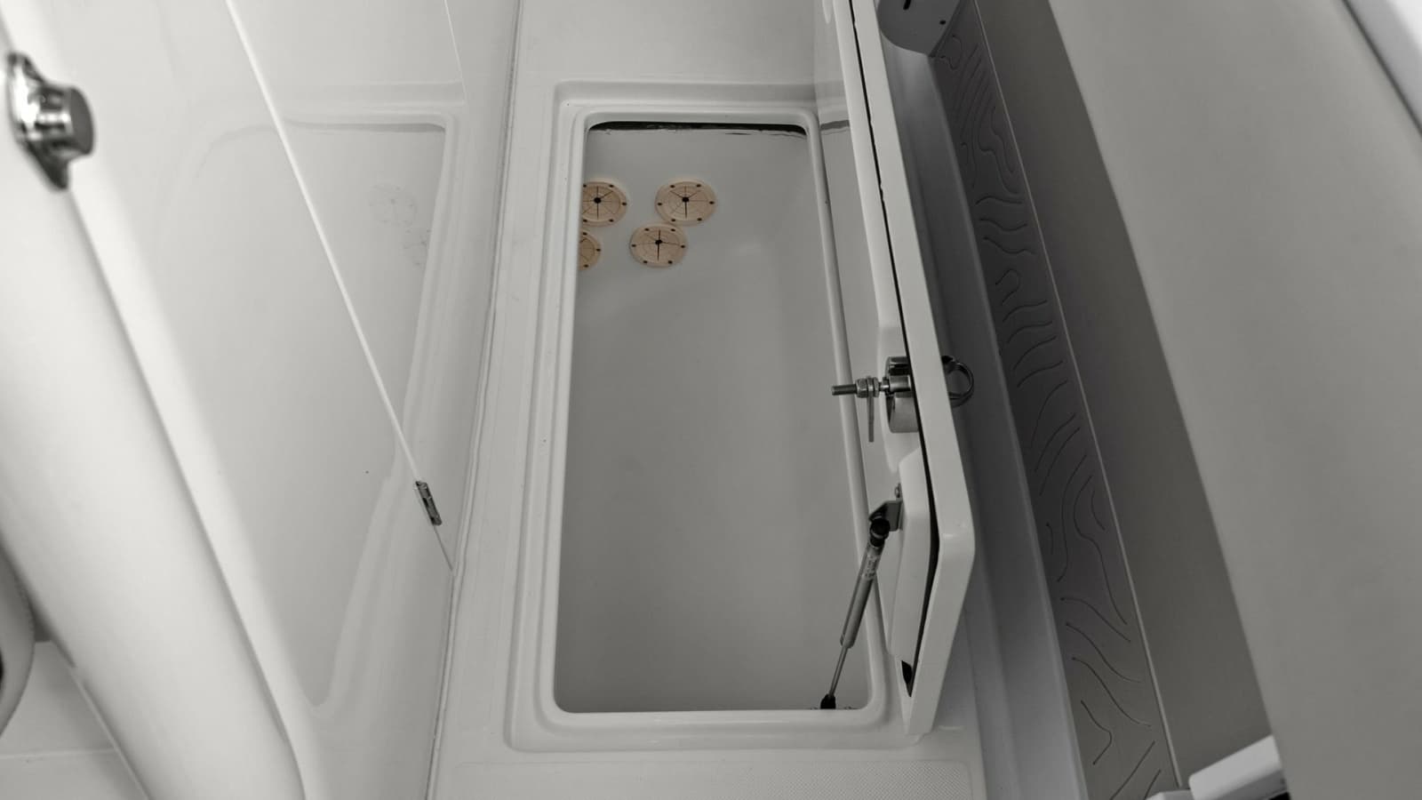 2025 Jupiter 30 HFS - Photo 25