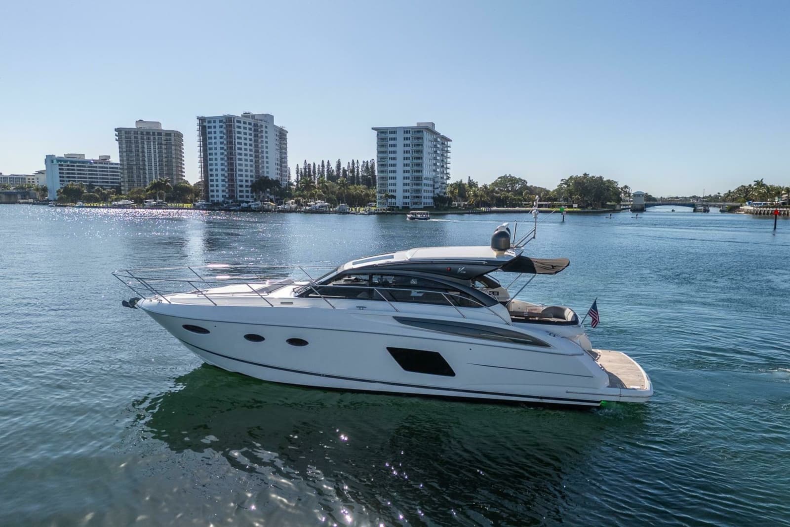 2016 Princess V48 - Photo 6