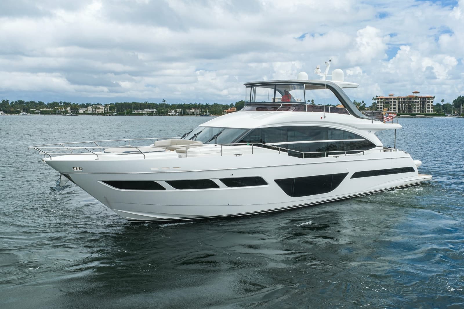 2022 Princess Y78 - Photo 55