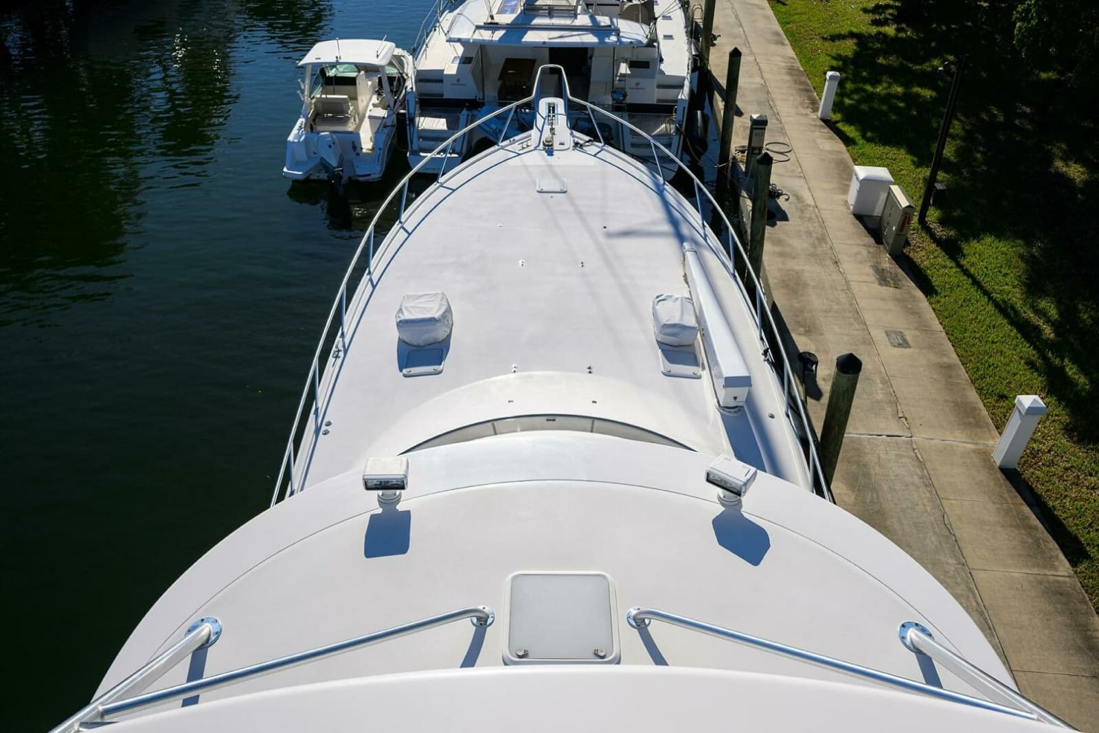 2014 Viking 76 Enclosed Bridge - Photo 57