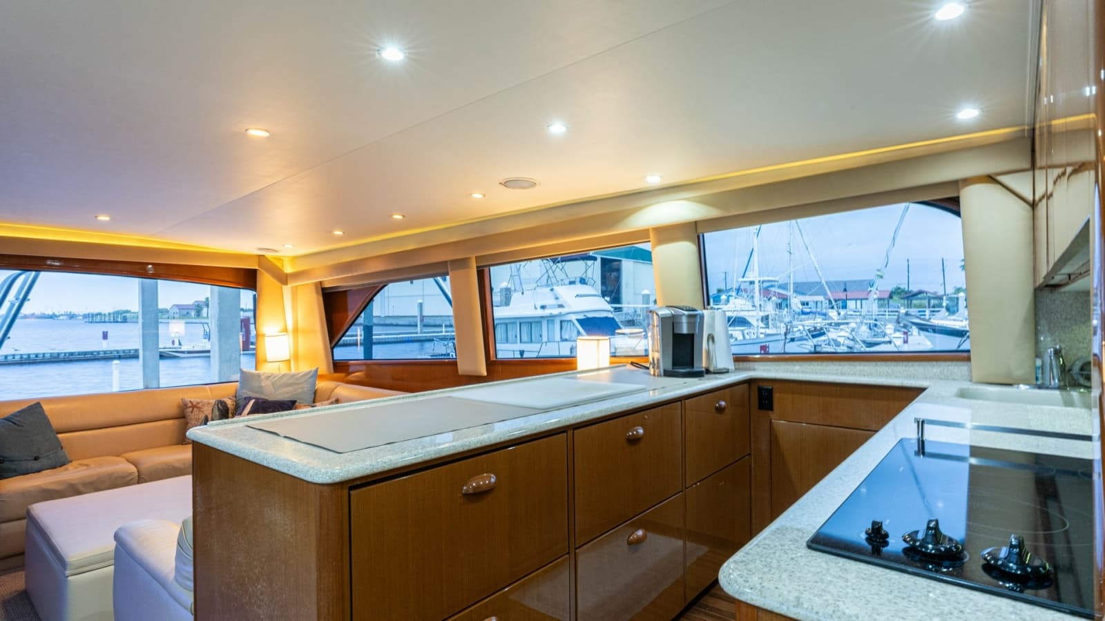 2001 Viking 65 Enclosed Bridge - Photo 10