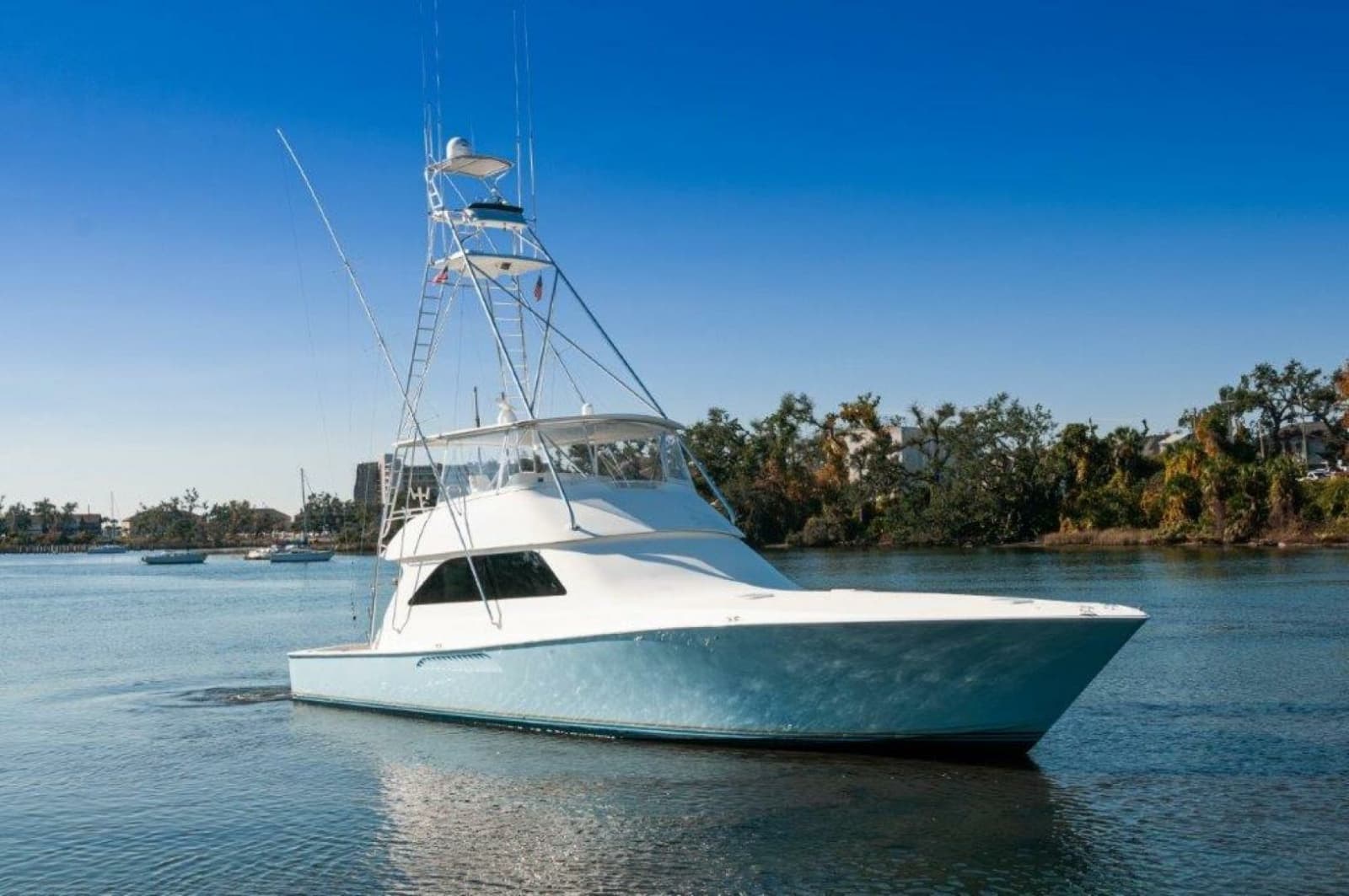 2001 Viking 61 Convertible - Photo 51