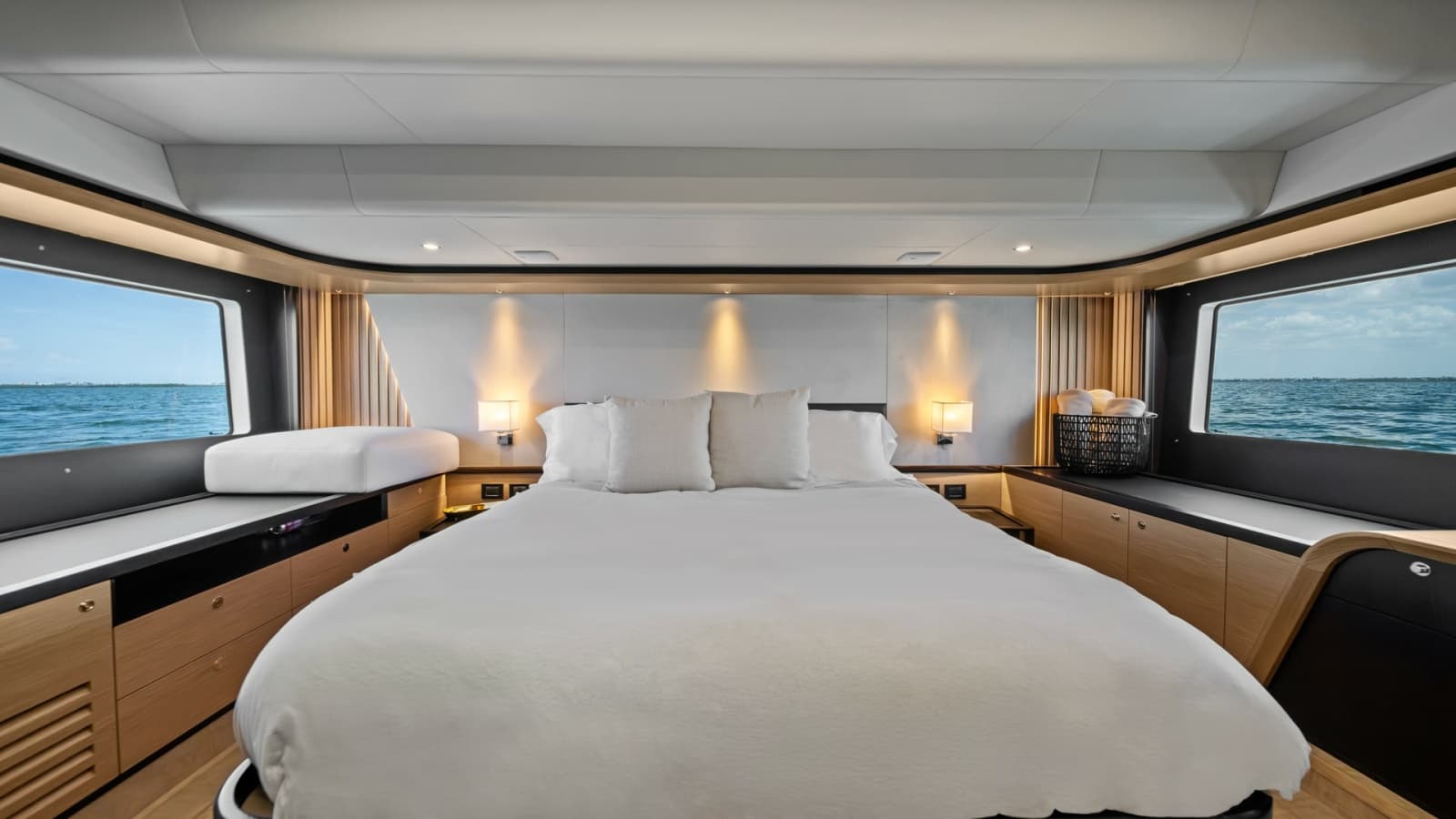 2026 Absolute 58 Navetta - Photo 4