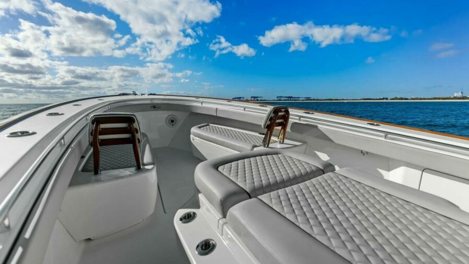 2021 Valhalla Boatworks V-37 - Photo 11