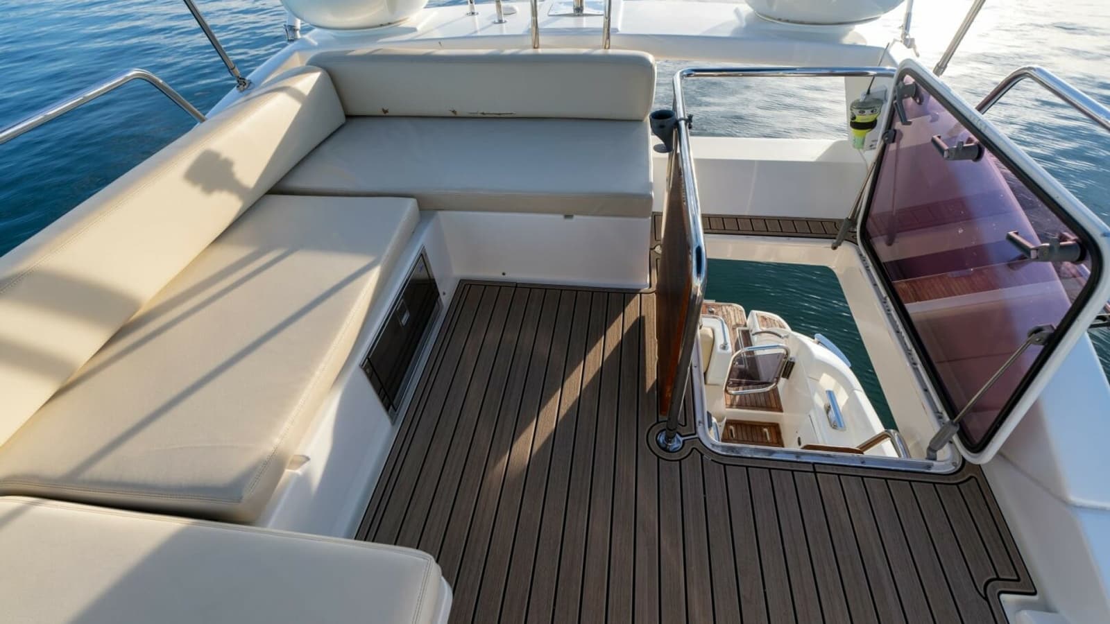 2013 Azimut 40 Flybridge - Photo 51