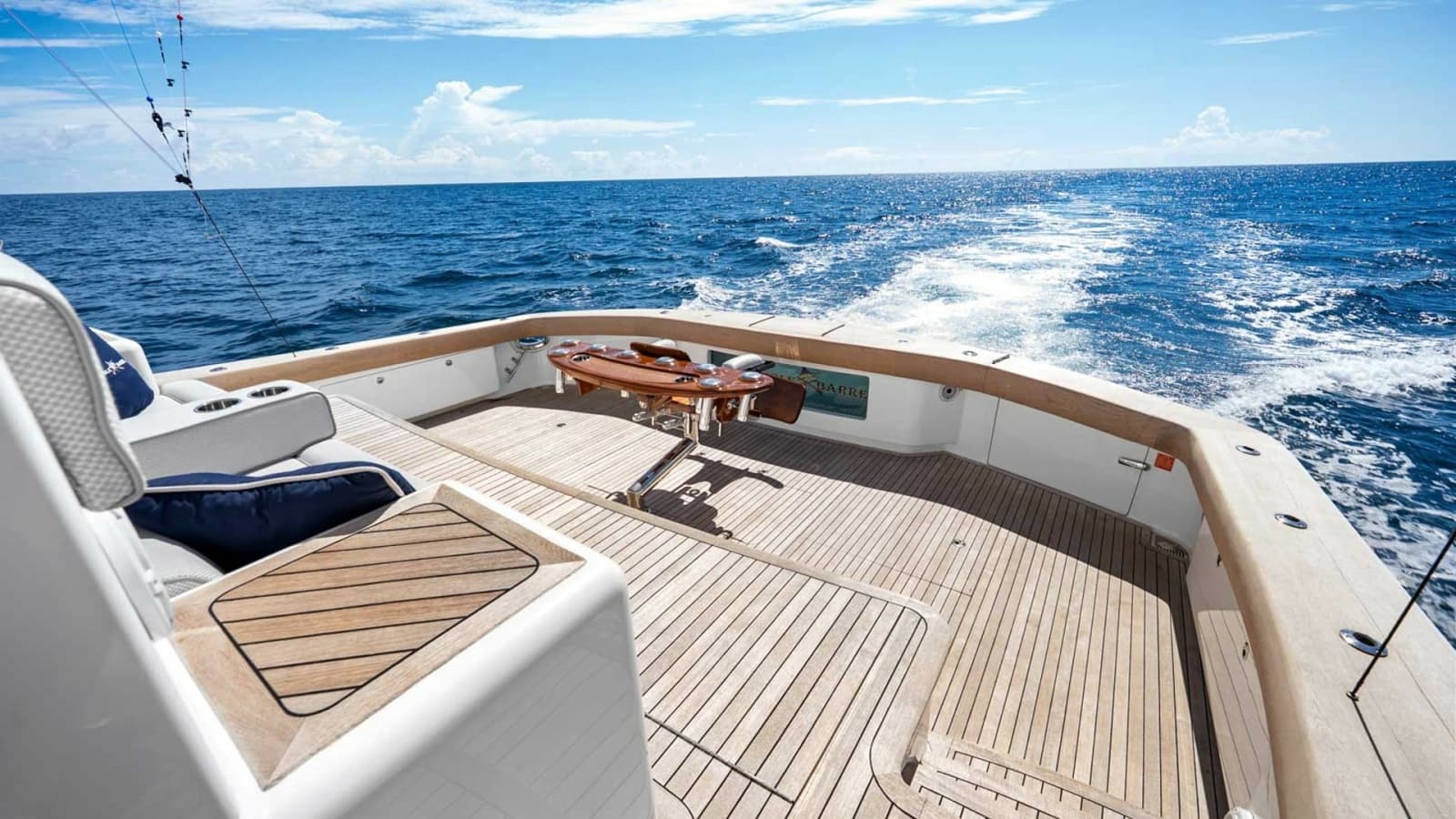2017 Viking 92 Enclosed Bridge - Photo 67