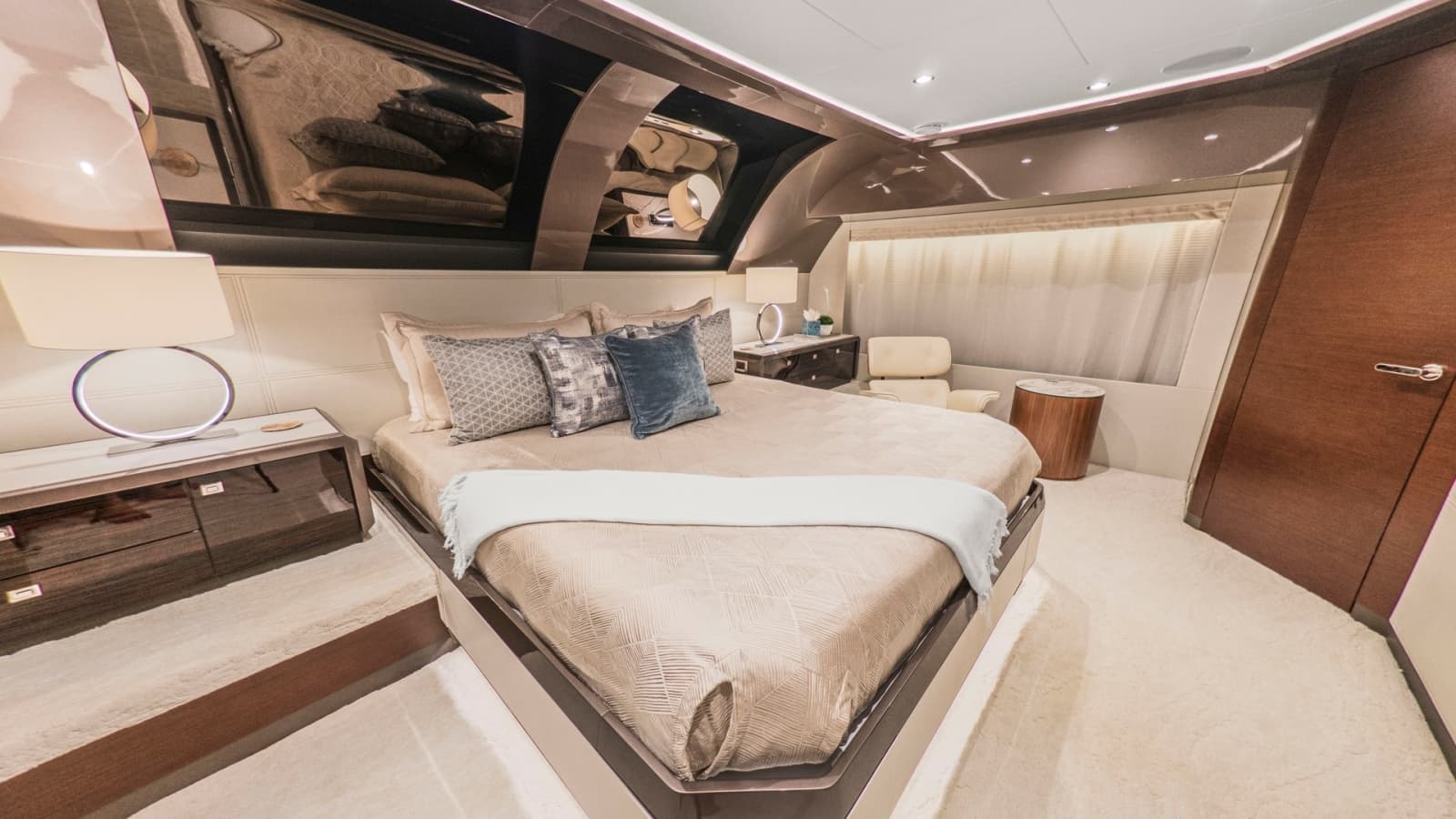 2024 Ocean Alexander 28E - Photo 24