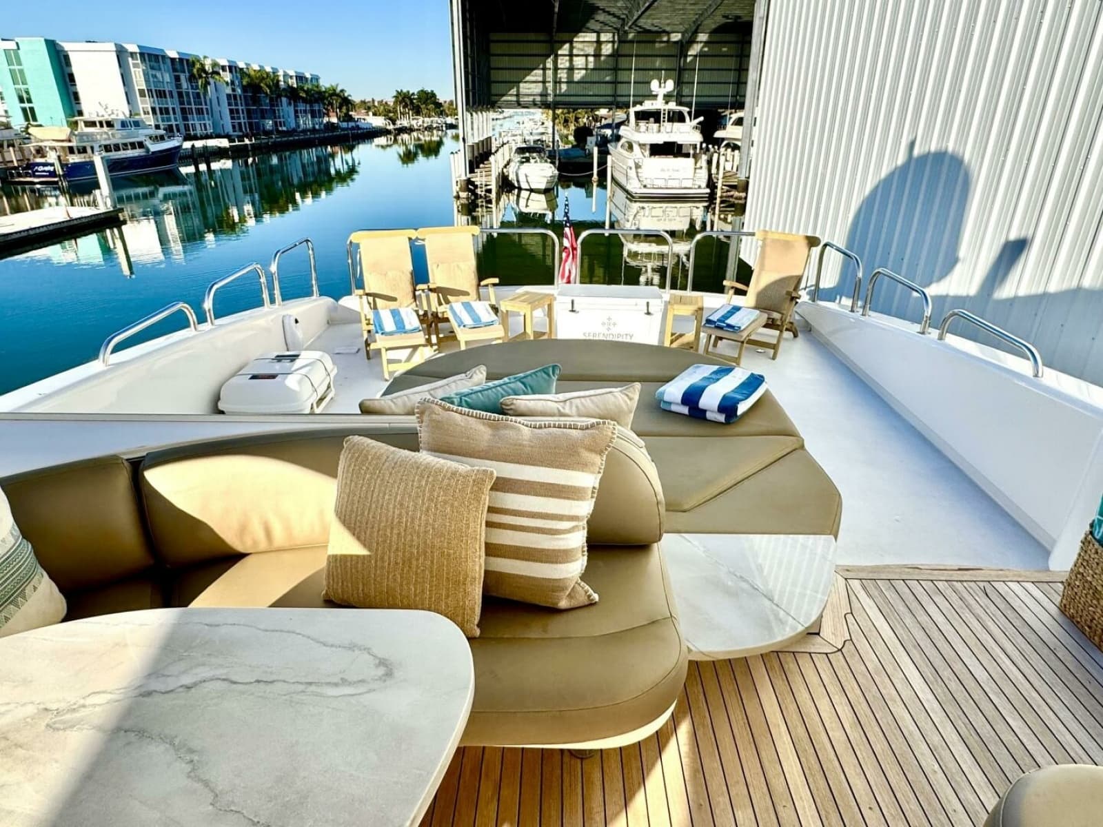 2001 Lazzara Yachts 94 Motor Yacht - Photo 103