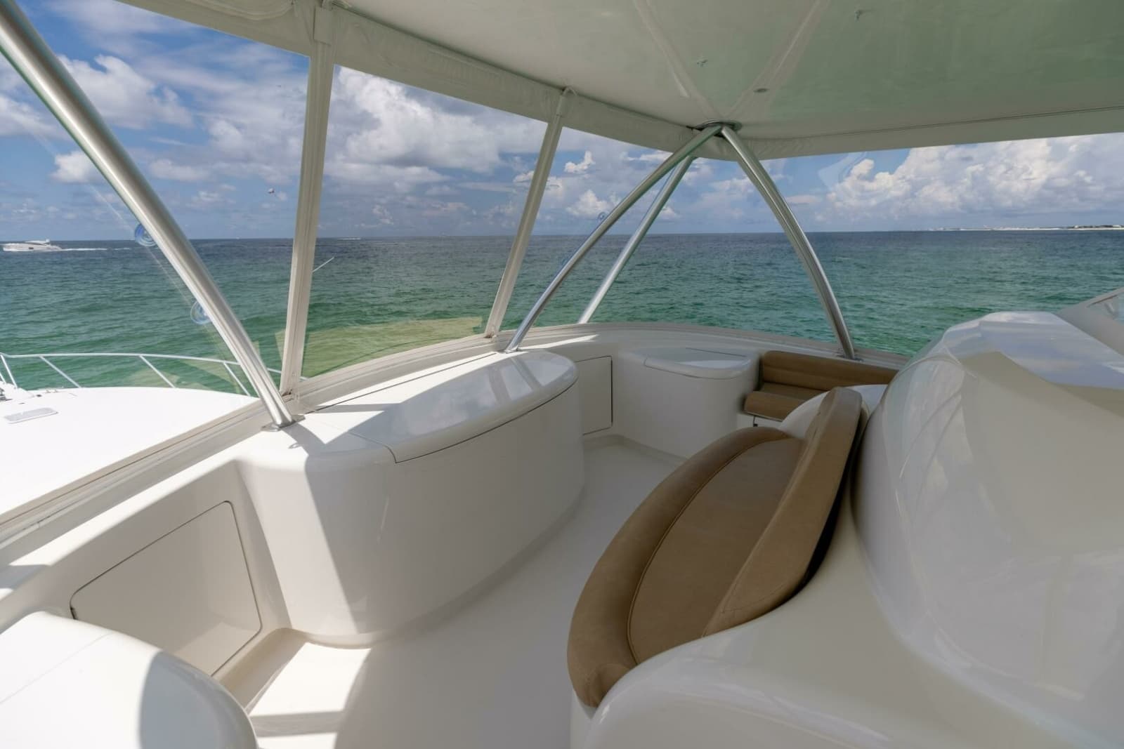 2017 Viking 66 Convertible - Photo 39
