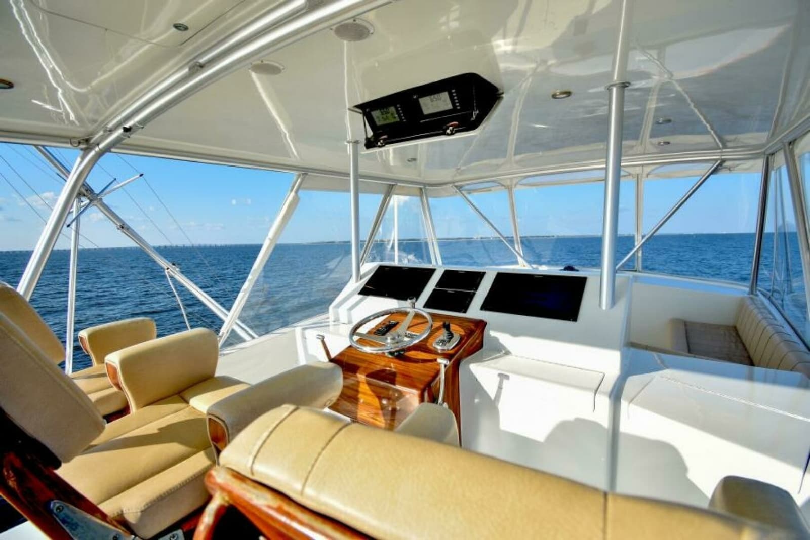 1991 Monterey 65 Convertible Custom Sportfish - Photo 35