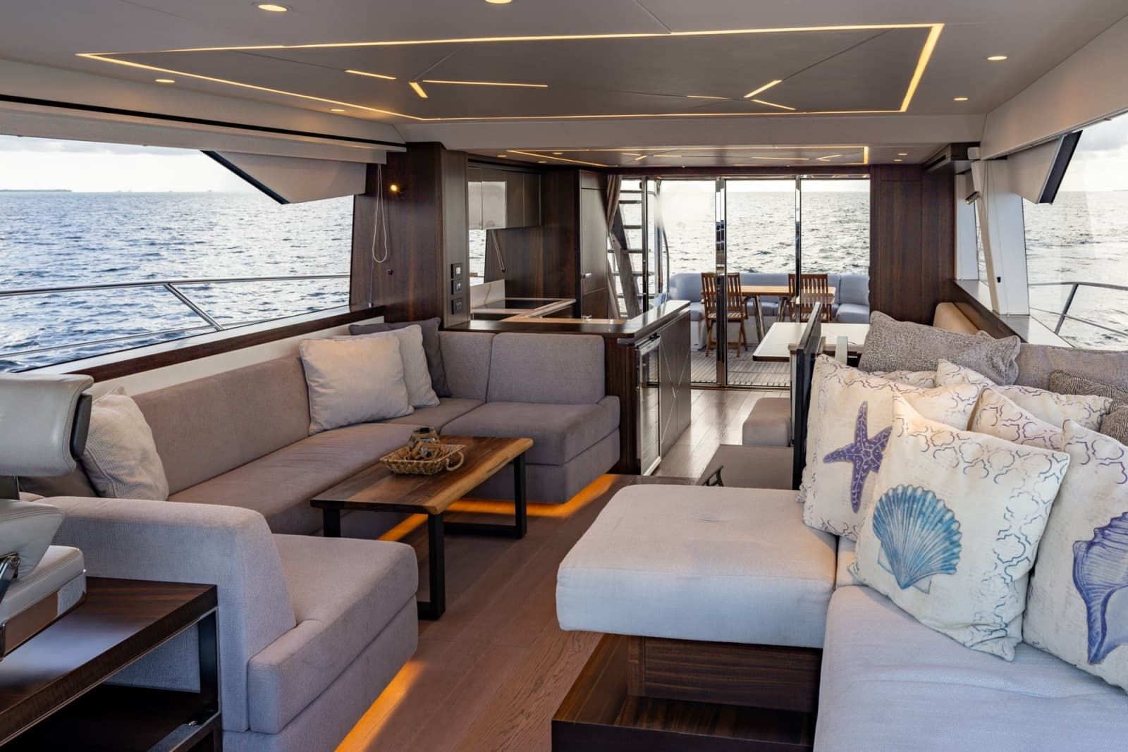 2022 Sunseeker Manhattan 68 - Photo 36