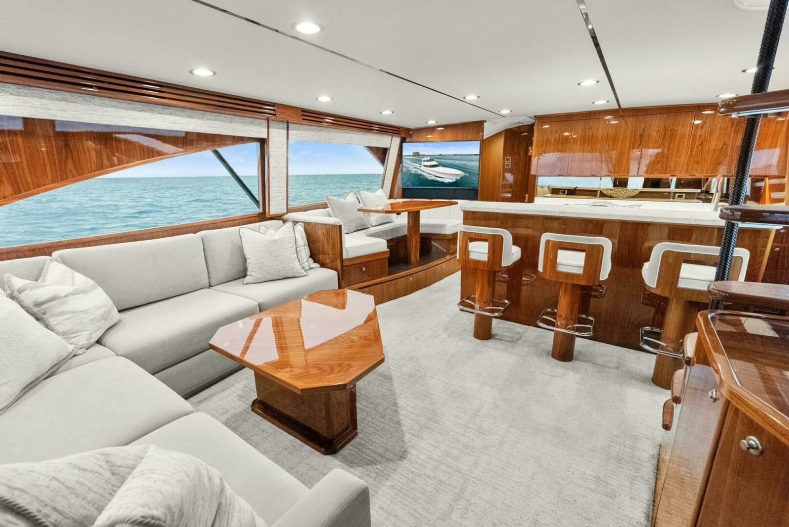 2022 Viking 68 Enclosed Bridge - Photo 3