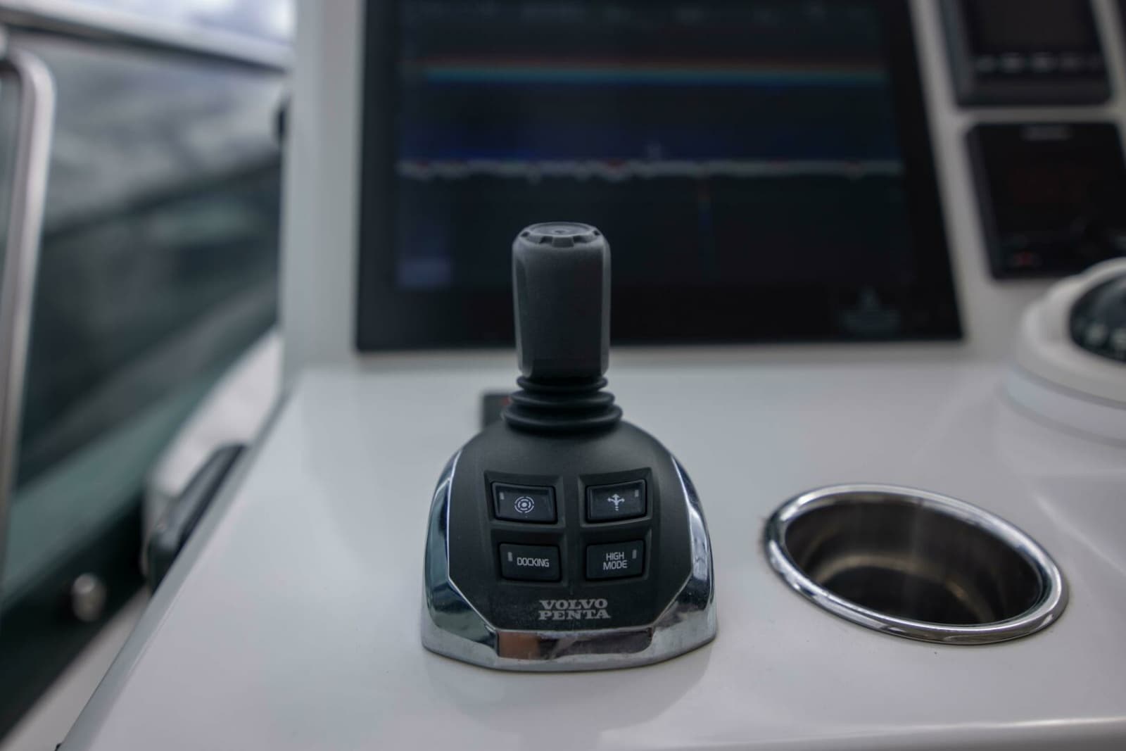 2018 Prestige 680 Flybridge - Photo 51