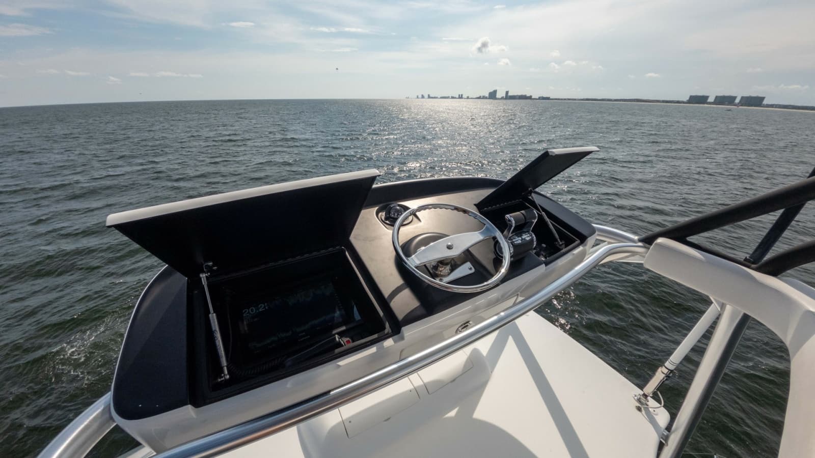 2018 Viking 72 Convertible - Photo 52
