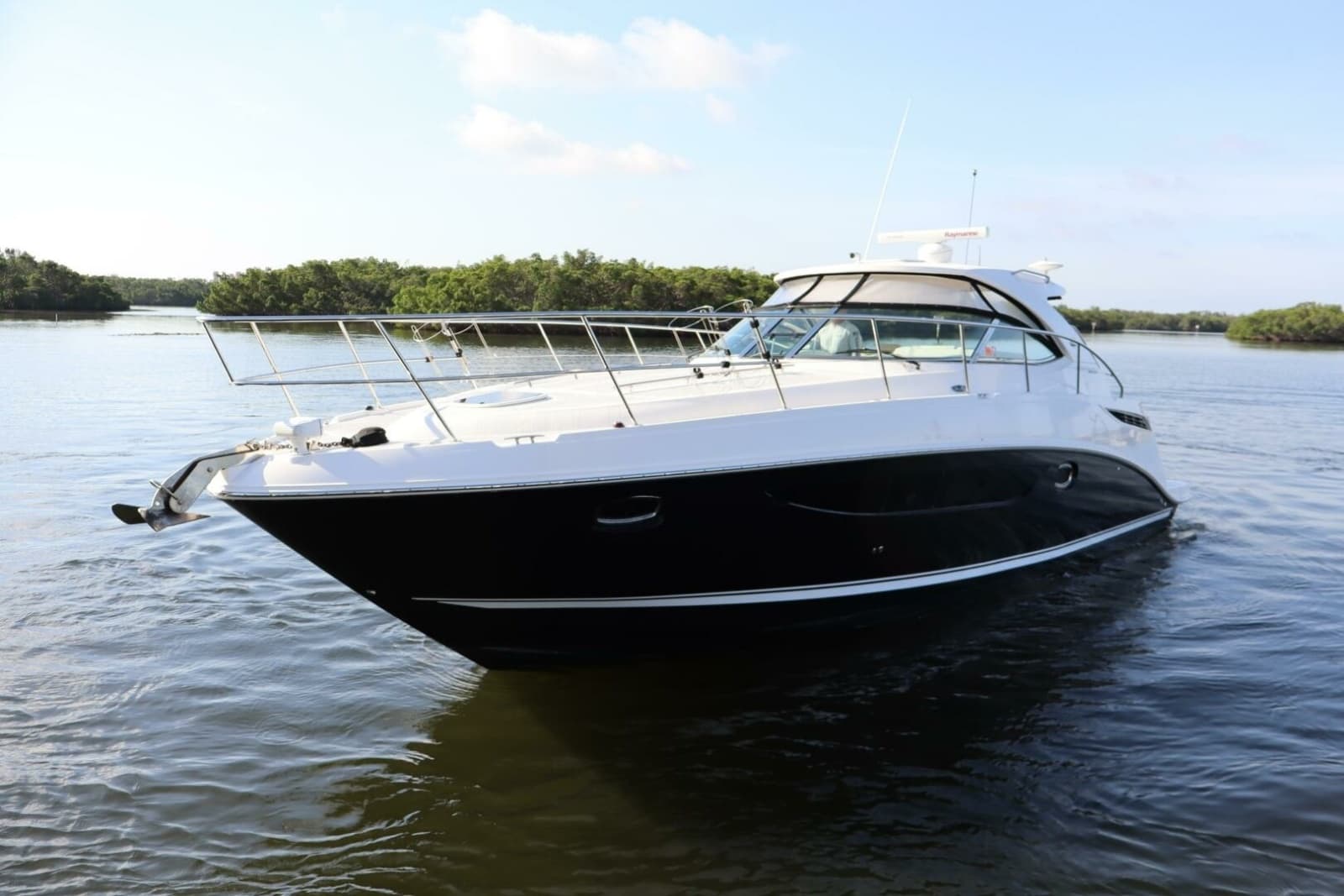 2015 Sea Ray 410 Sundancer - Photo 109