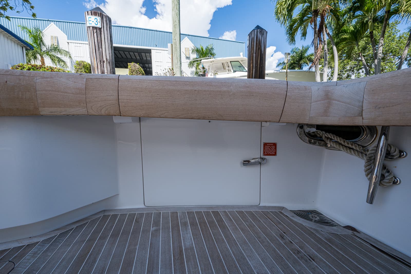2011 Viking 76 Enclosed Bridge - Photo 16