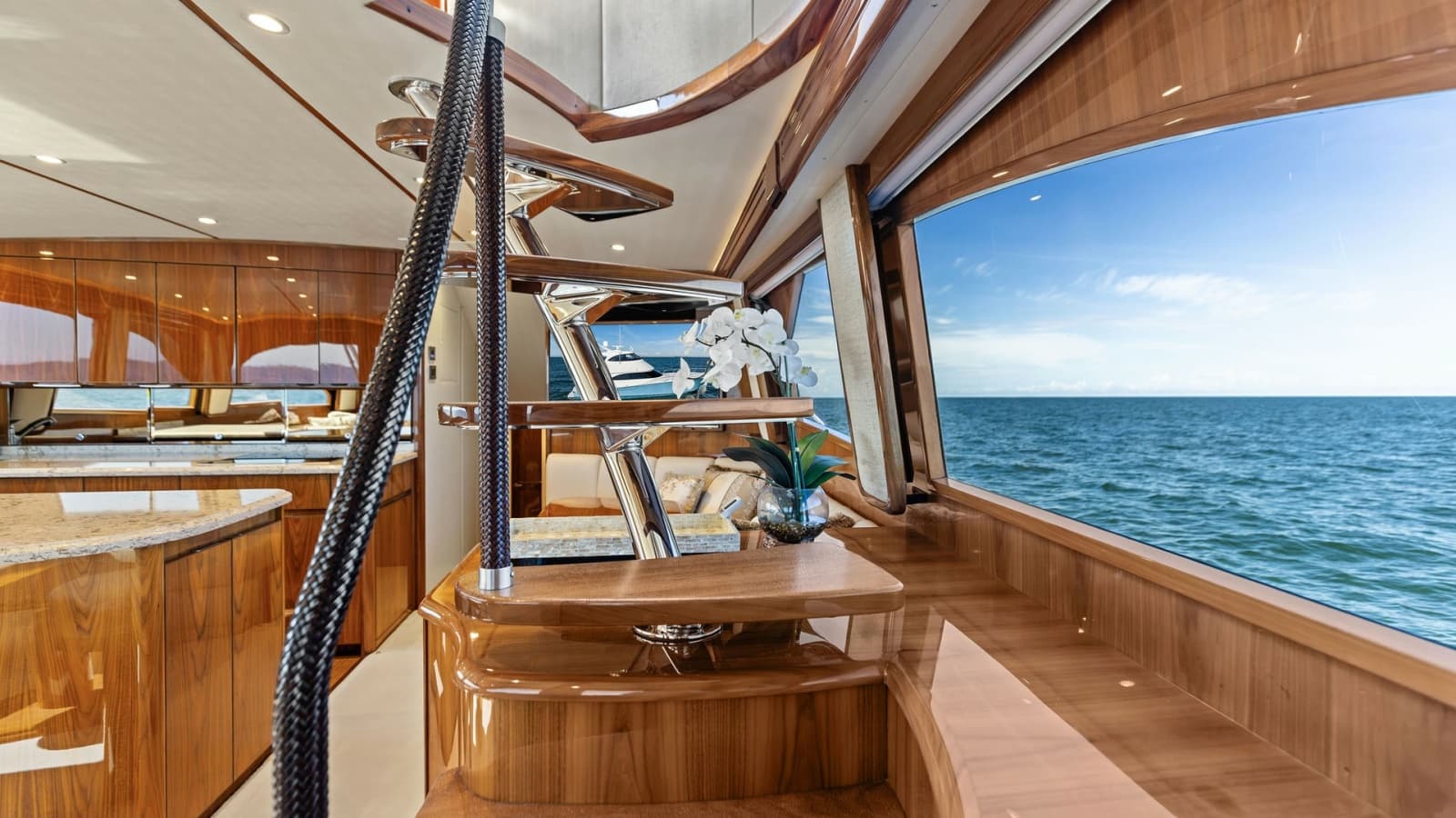2018 Viking 62 Enclosed Bridge - Photo 21