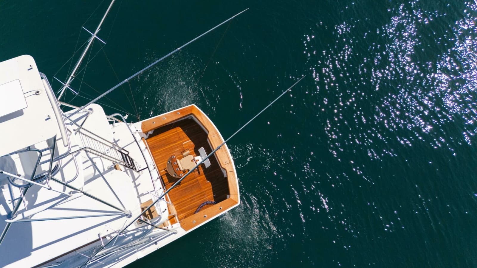 2001 Hatteras 60 Convertible - Photo 62