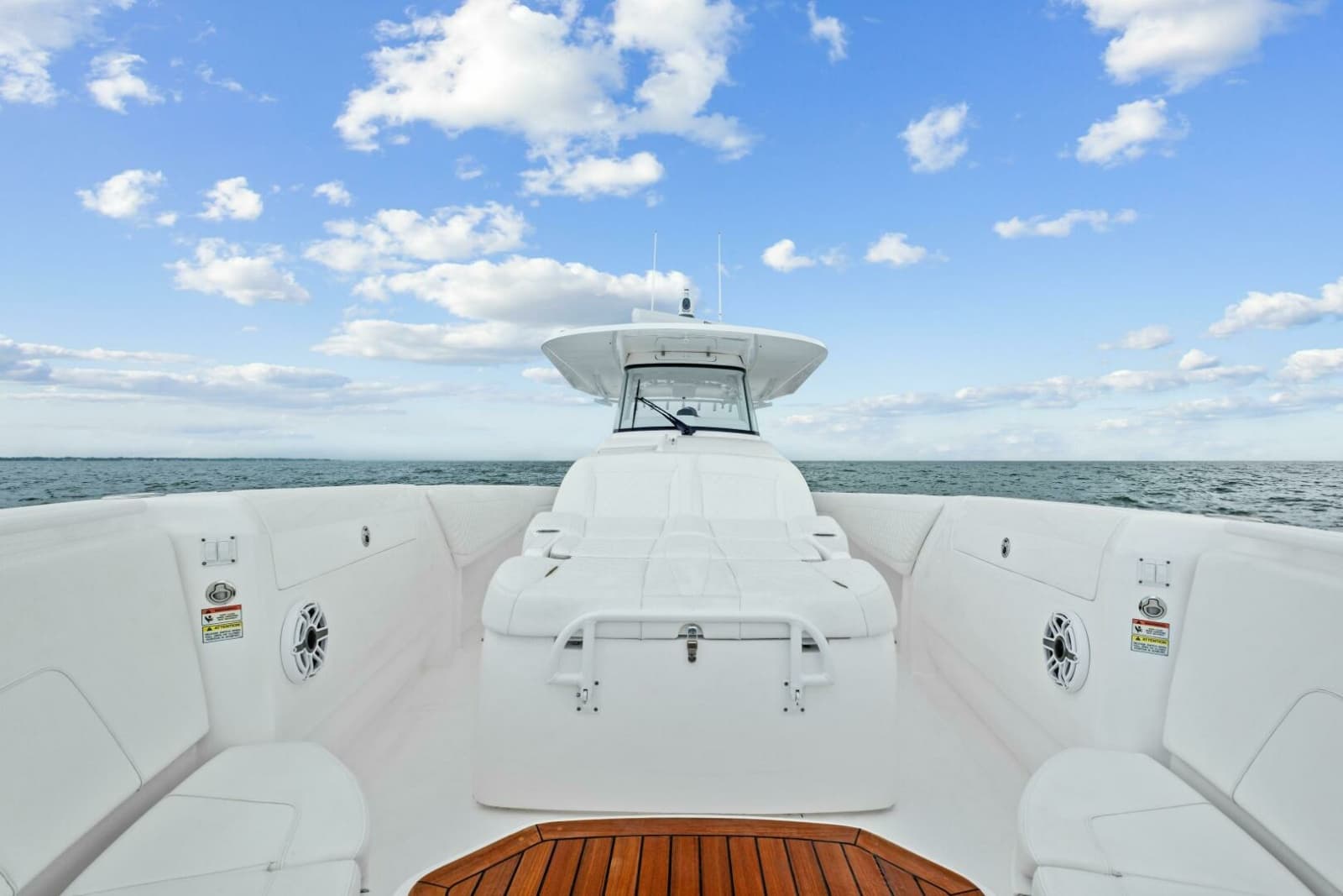 2020 Intrepid 407 Nomad SE - Photo 4