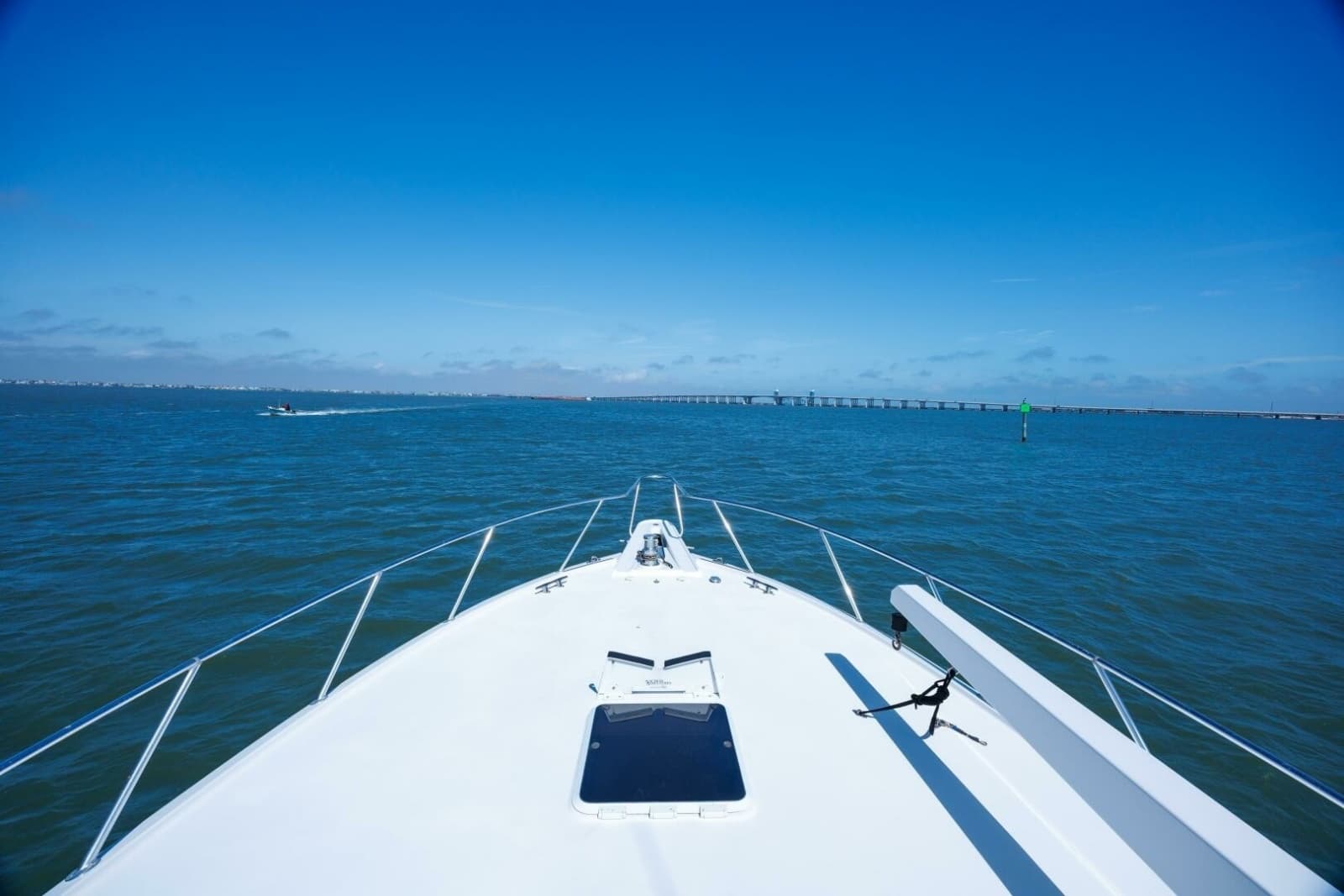 2002 Hatteras 50 Convertible - Photo 34