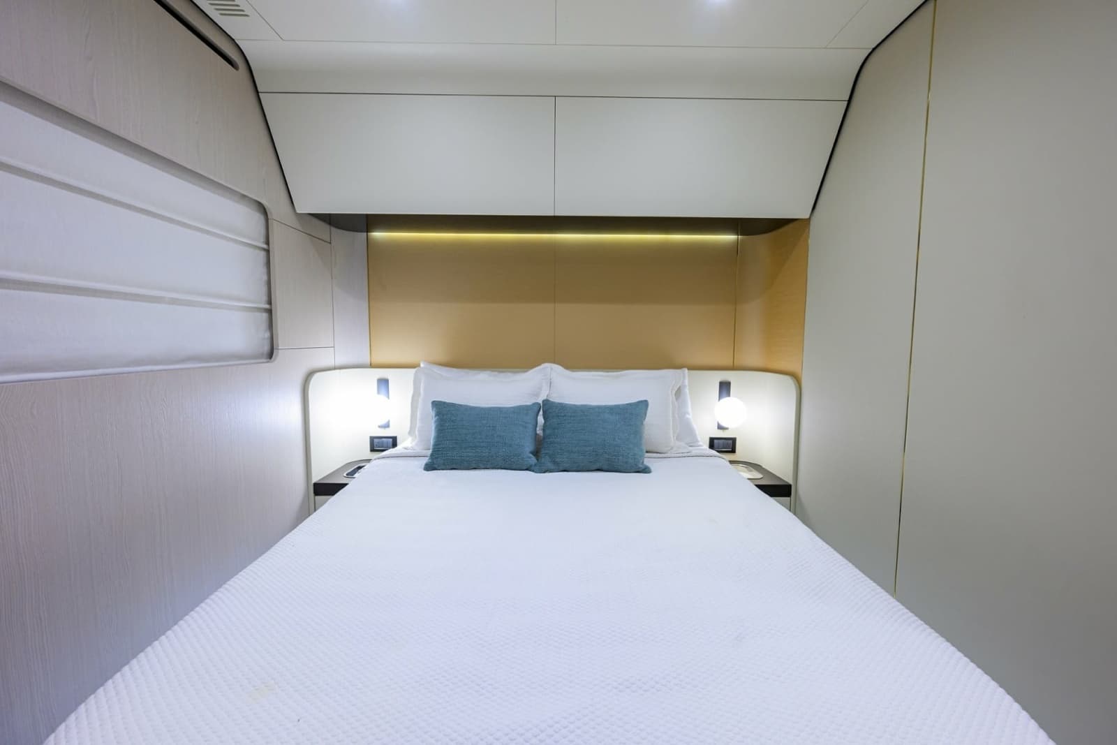 2024 Azimut Fly 78 - Photo 52