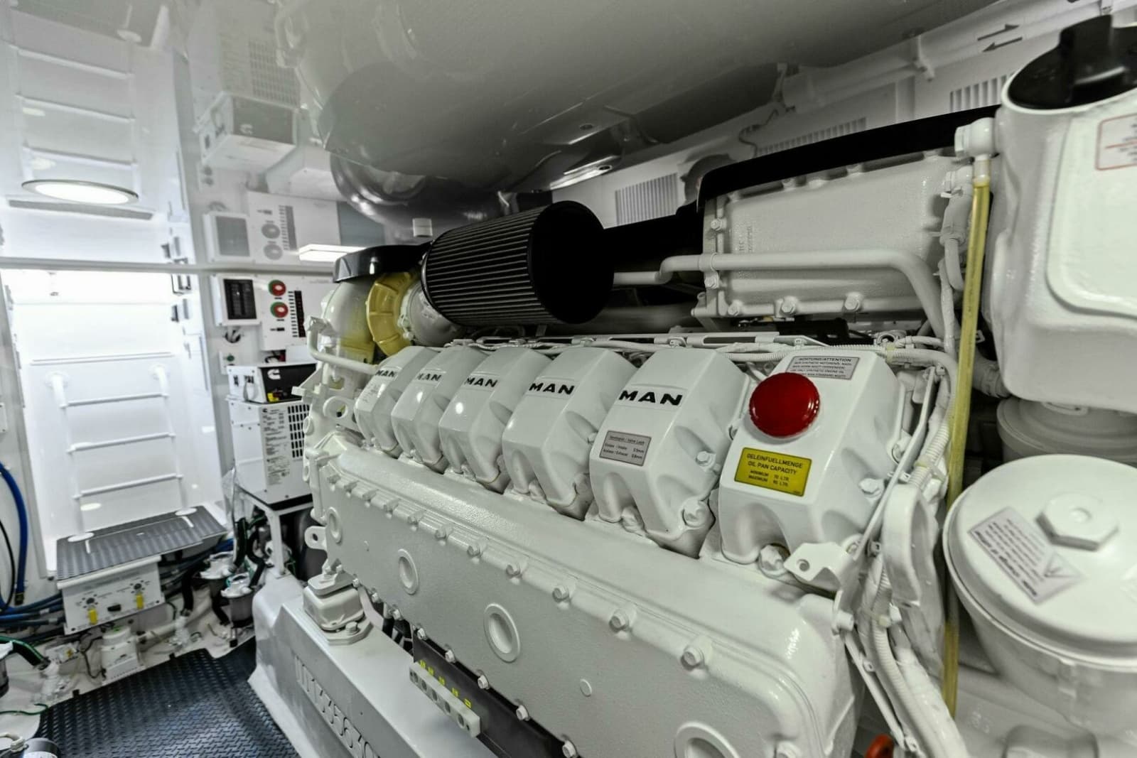 2023 Viking 54 Convertible - Photo 125