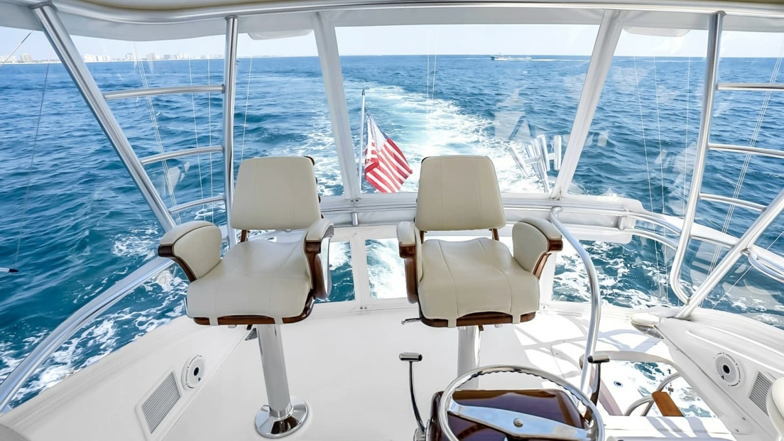 2021 Viking 48 Convertible - Photo 48