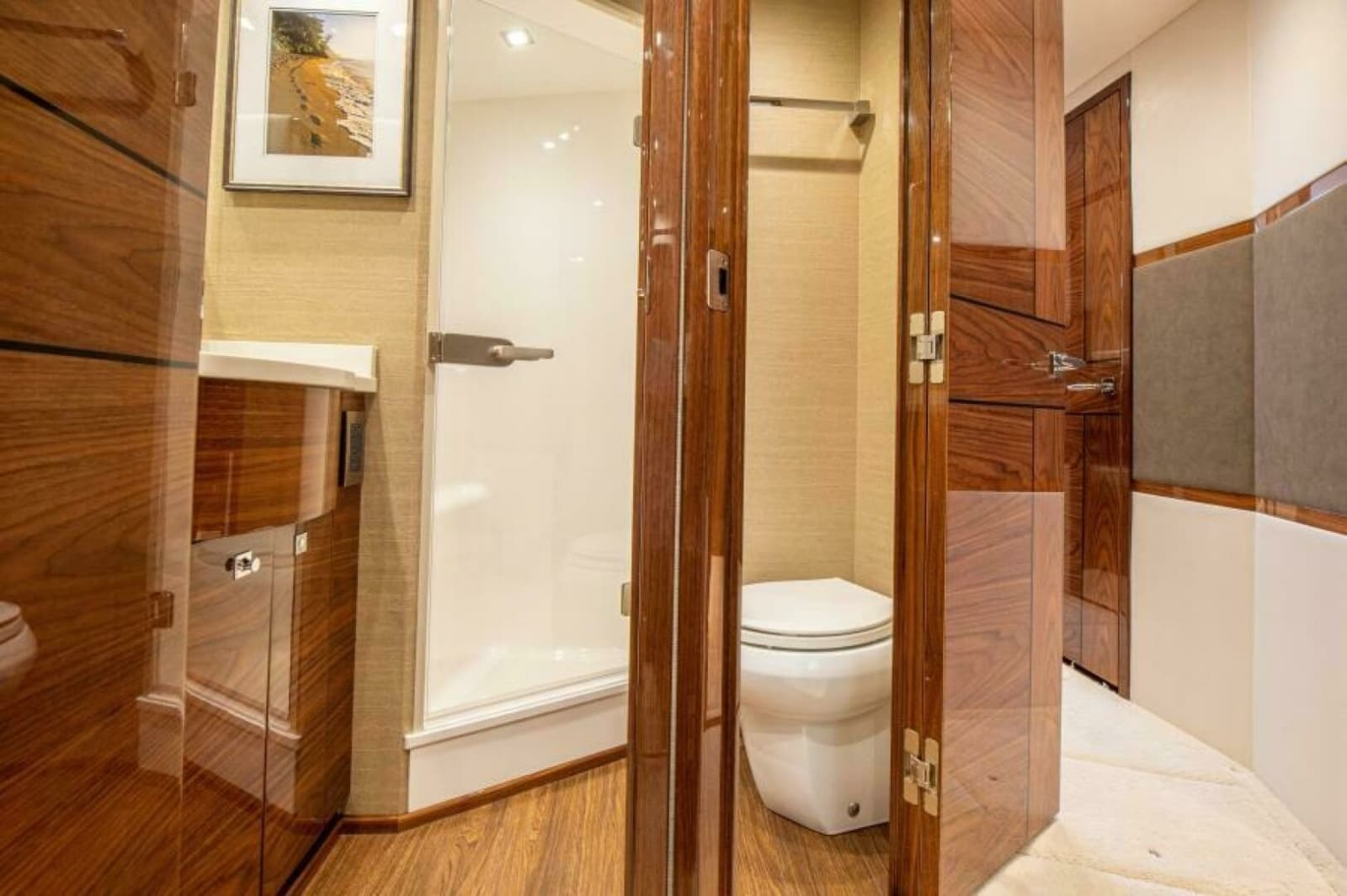 2023 Viking 64 Convertible - Photo 29