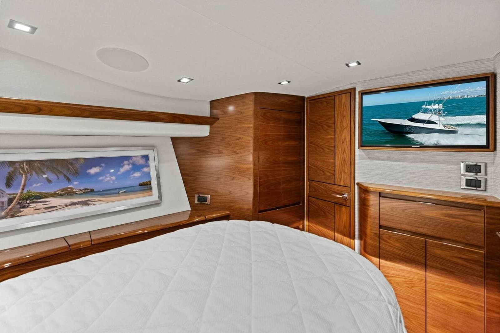 2023 Viking 54 Convertible - Photo 37
