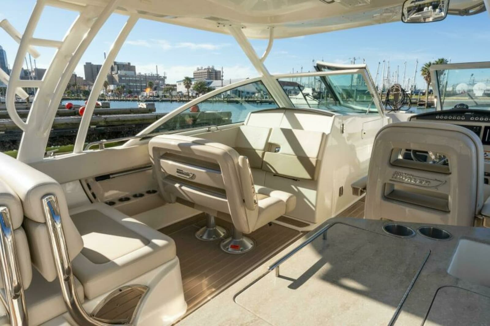 2017 Boston Whaler 320 Vantage - Photo 5